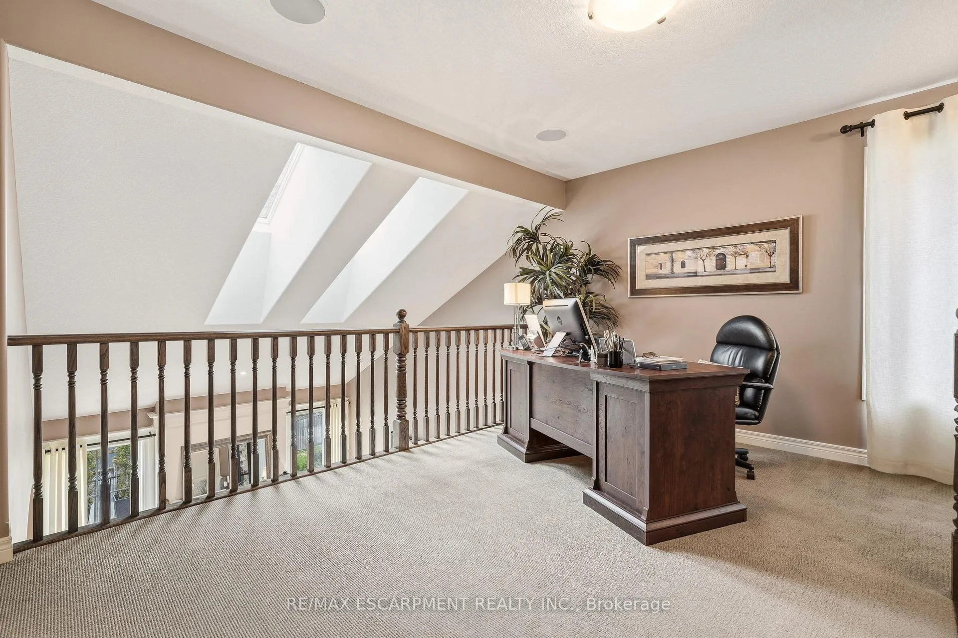 Photo 25 of 72 Mcgrath Court, Hamilton, Dundas — HOMEH