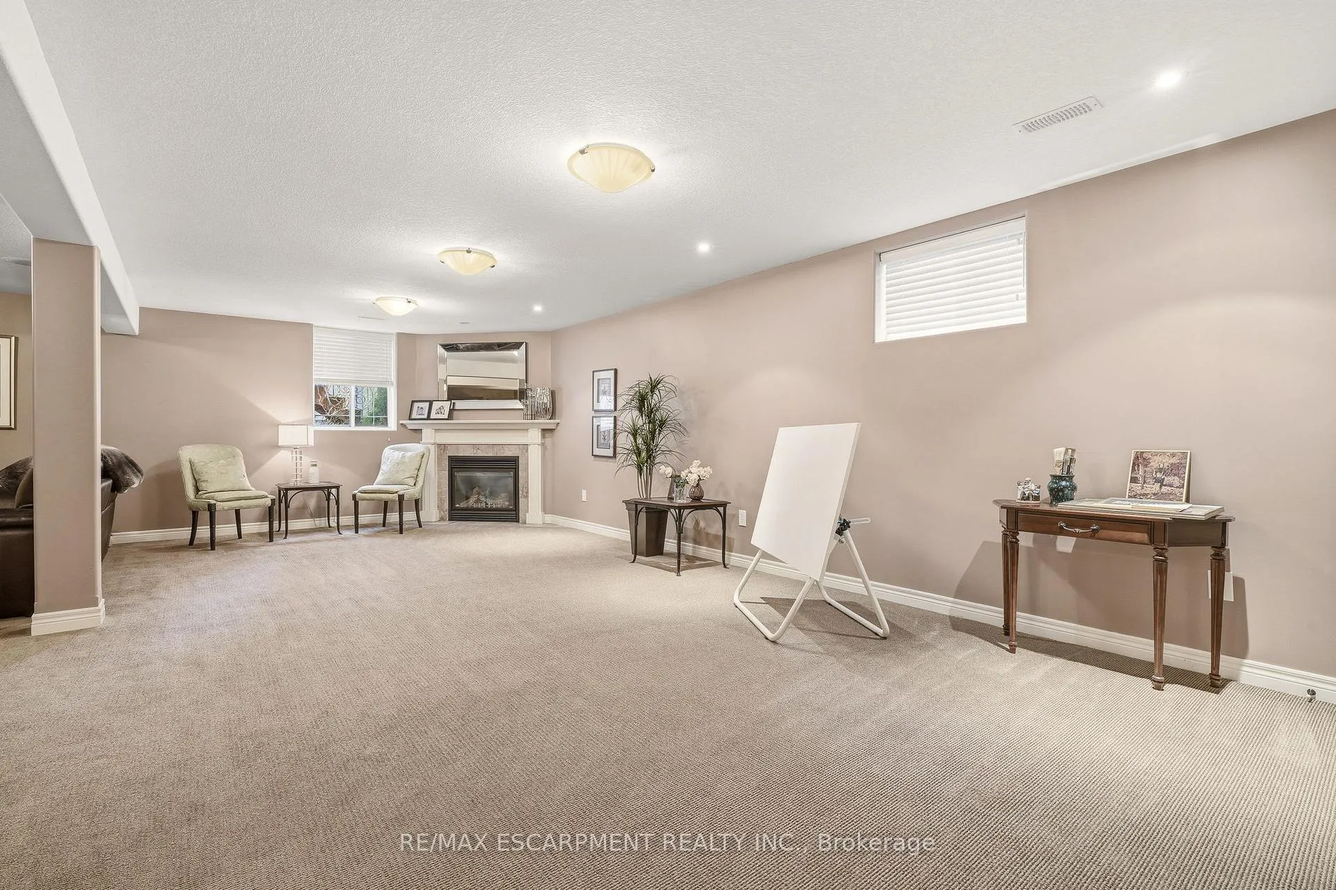 Photo 36 of 72 Mcgrath Court, Hamilton, Dundas — HOMEH