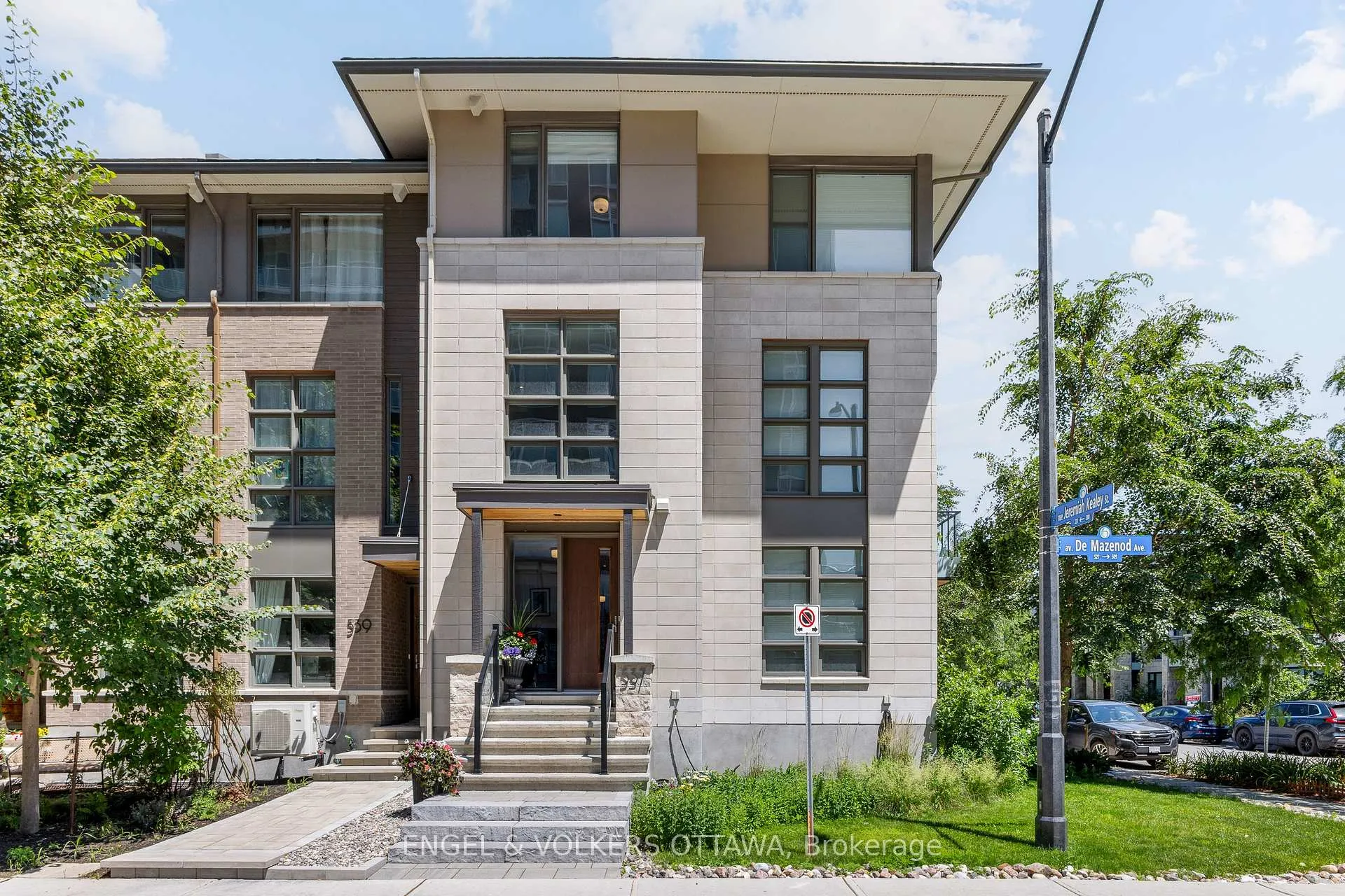 Photo 1 of 537 De Mazenod Avenue, Ottawa, Ottawa East — HOMEH