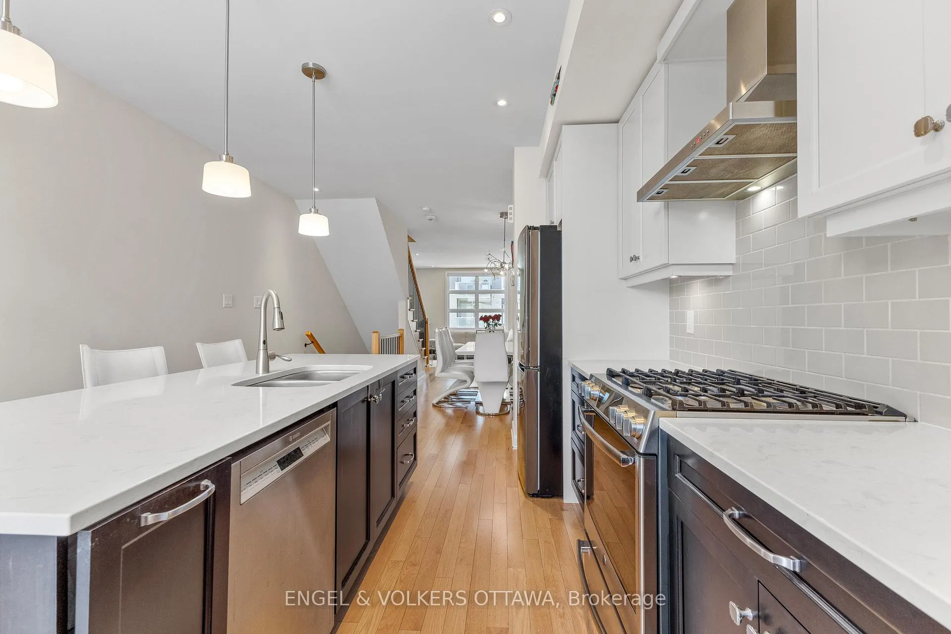 Photo 8 of 537 De Mazenod Avenue, Ottawa, Ottawa East — HOMEH
