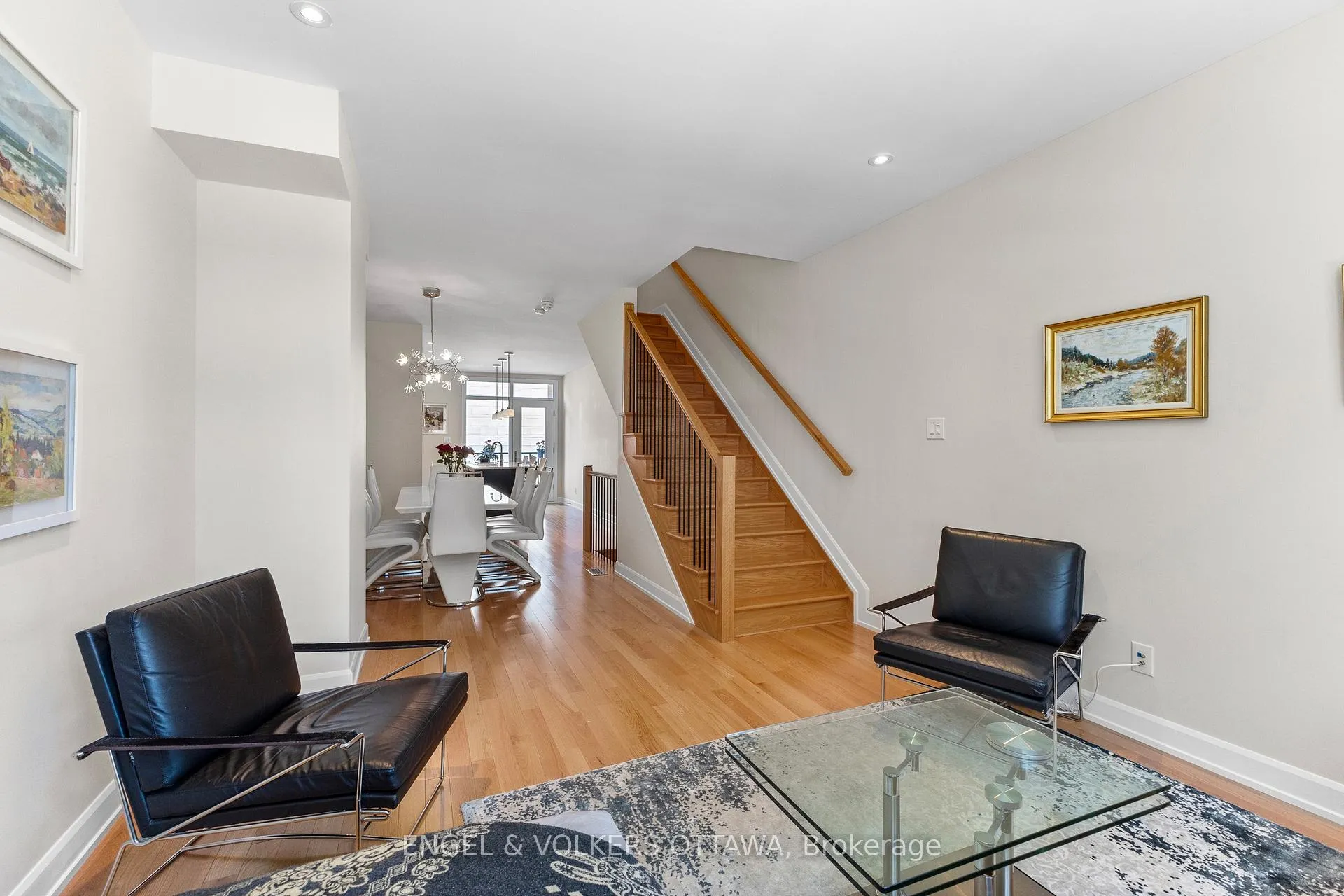Photo 13 of 537 De Mazenod Avenue, Ottawa, Ottawa East — HOMEH