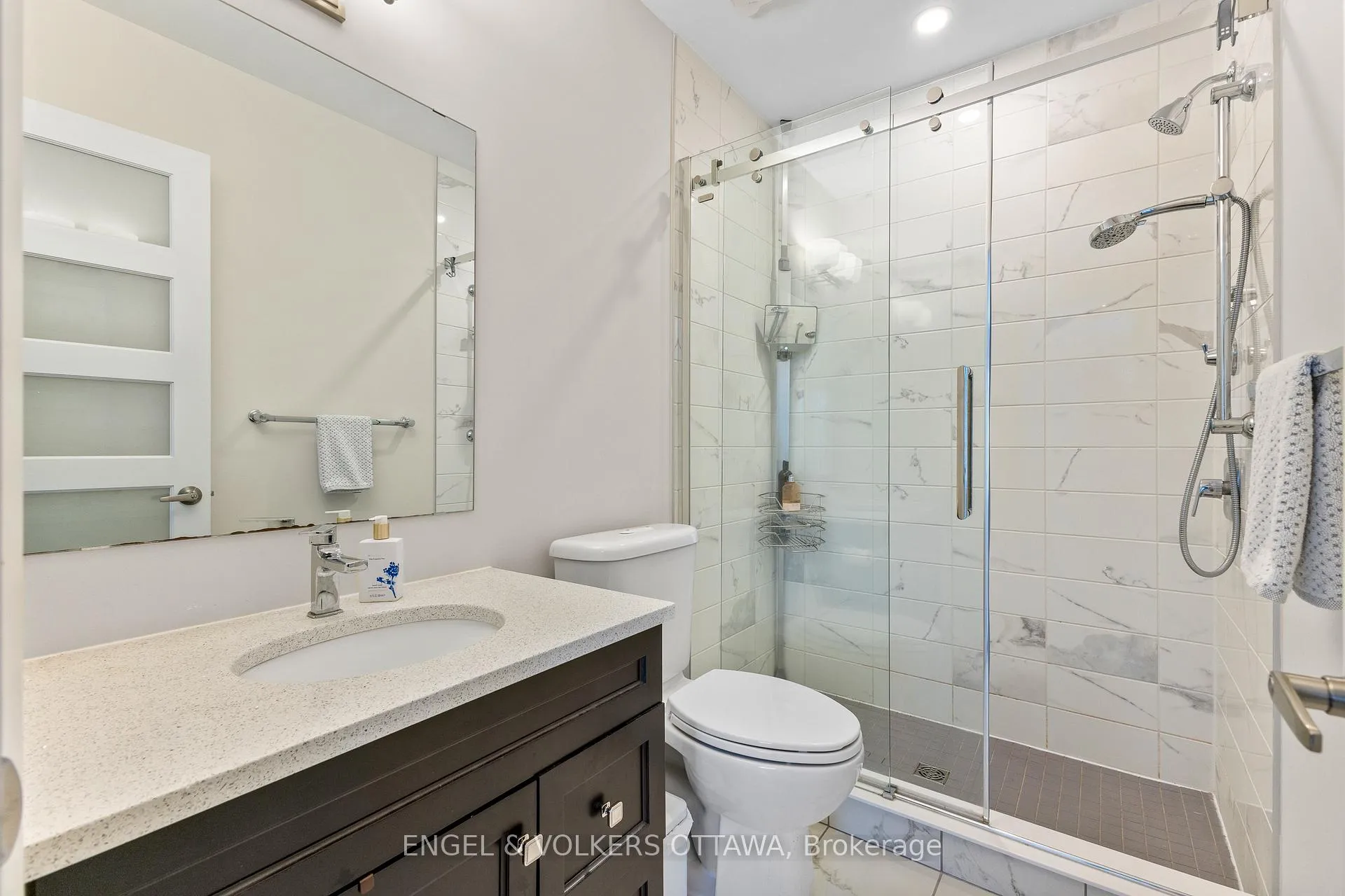 Photo 18 of 537 De Mazenod Avenue, Ottawa, Ottawa East — HOMEH