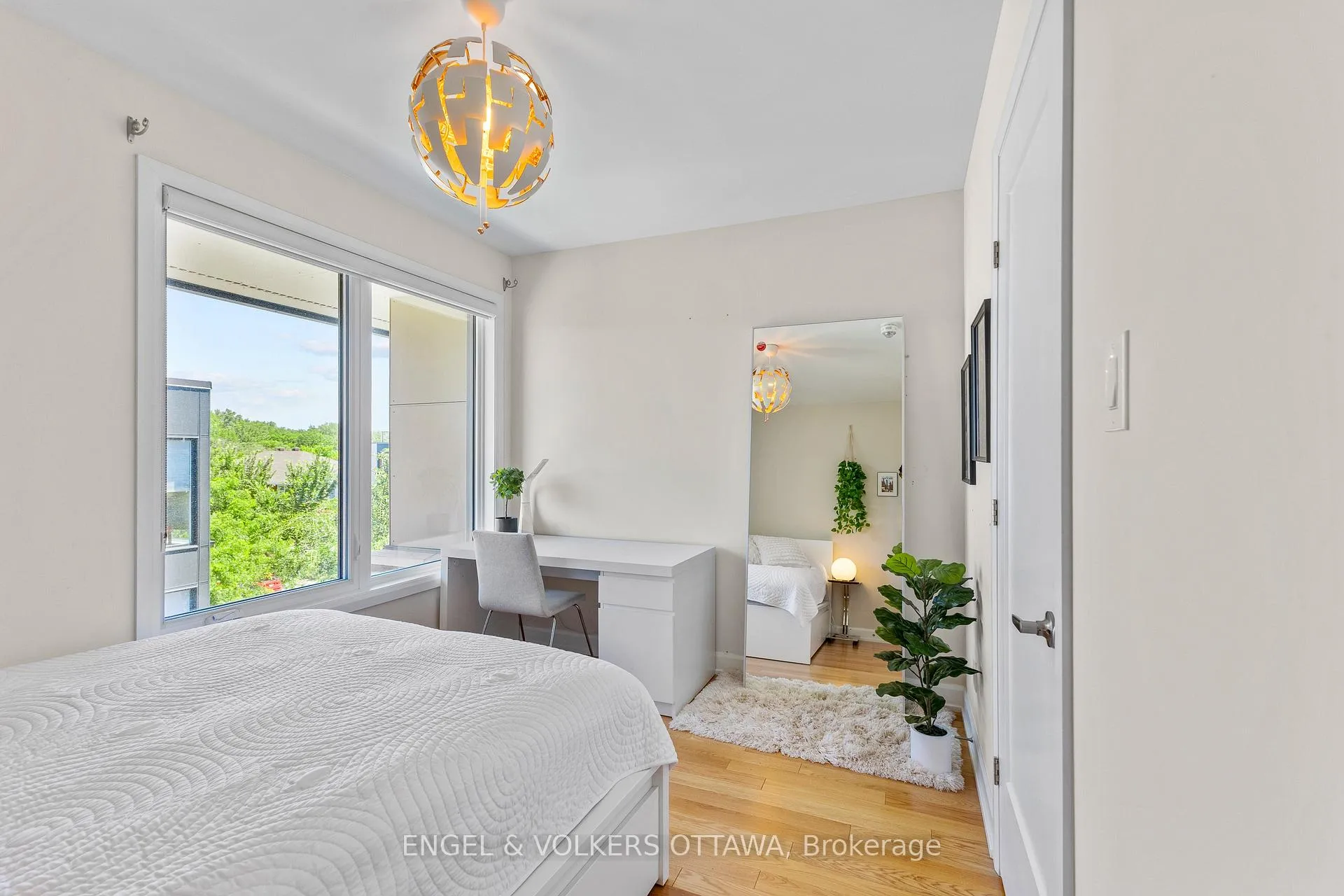 Photo 20 of 537 De Mazenod Avenue, Ottawa, Ottawa East — HOMEH