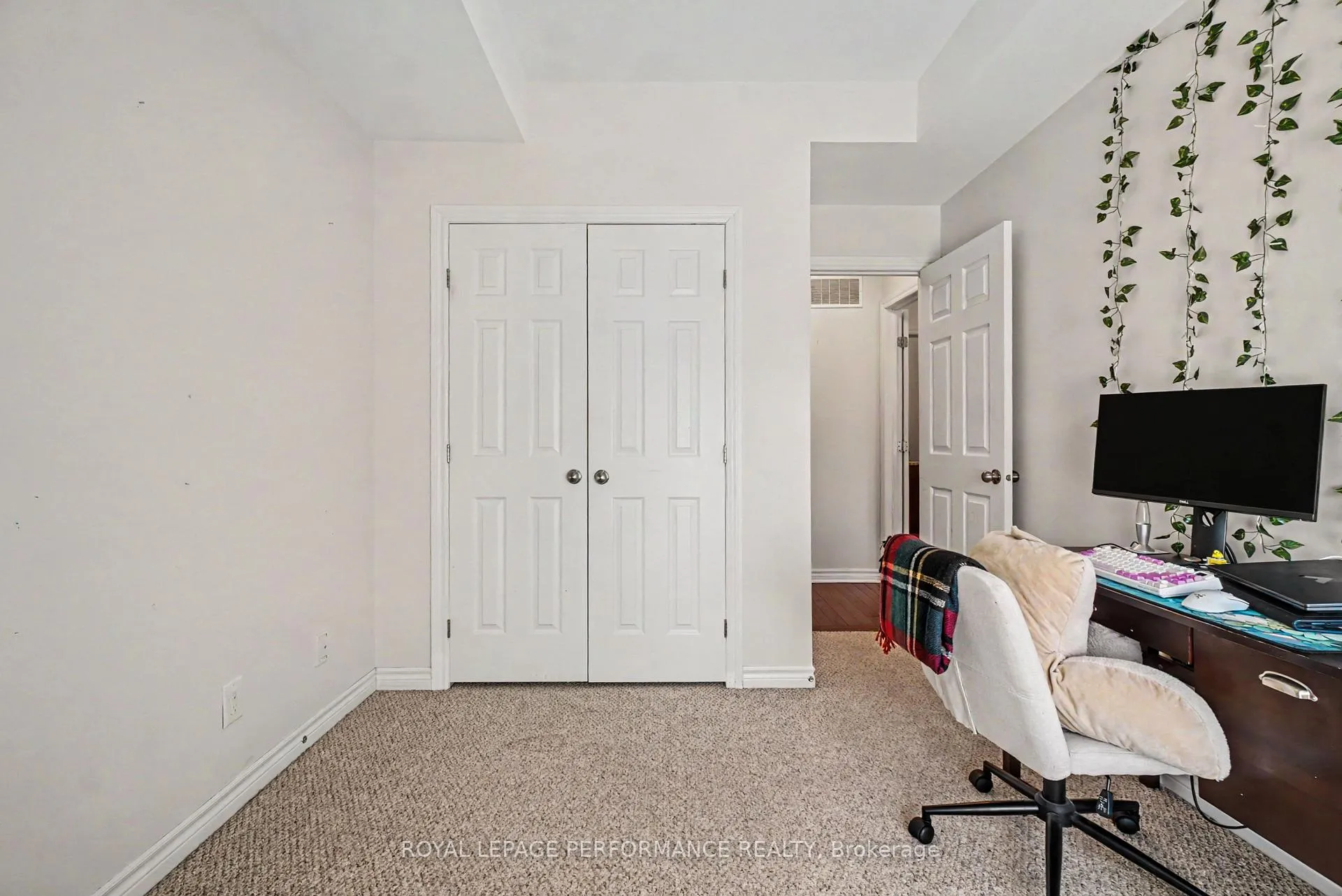 Photo 17 of Unit D, 326 Everest Private, Ottawa, Elmvale Acres — HOMEH
