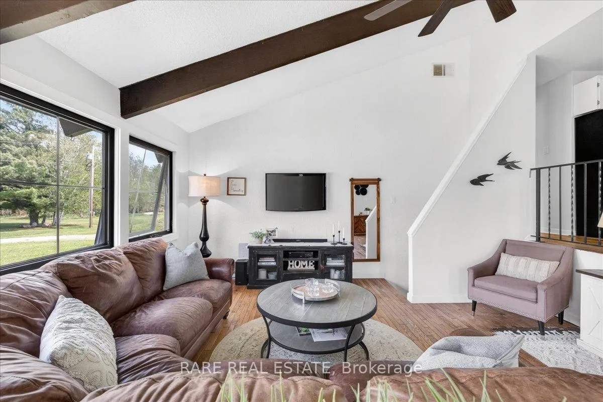 Photo 11 of 31 Creemore Avenue, Clearview, Rural Clearview — HOMEH