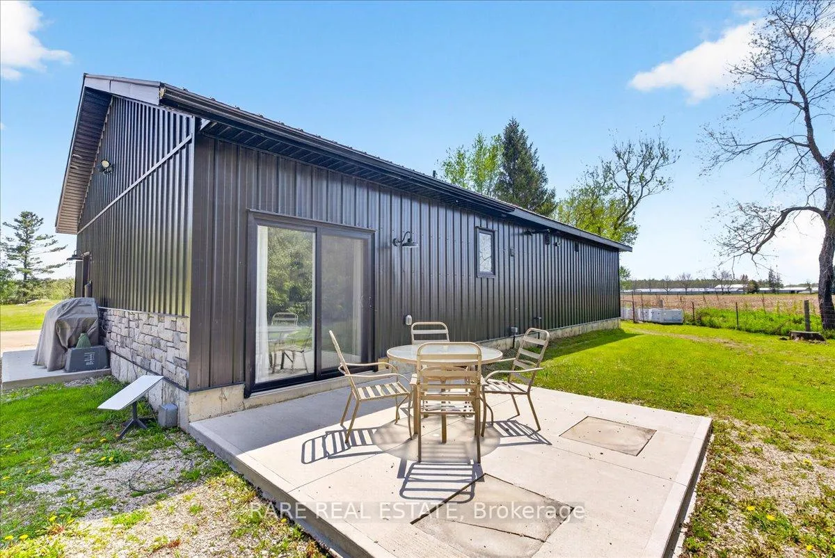 Photo 40 of 31 Creemore Avenue, Clearview, Rural Clearview — HOMEH