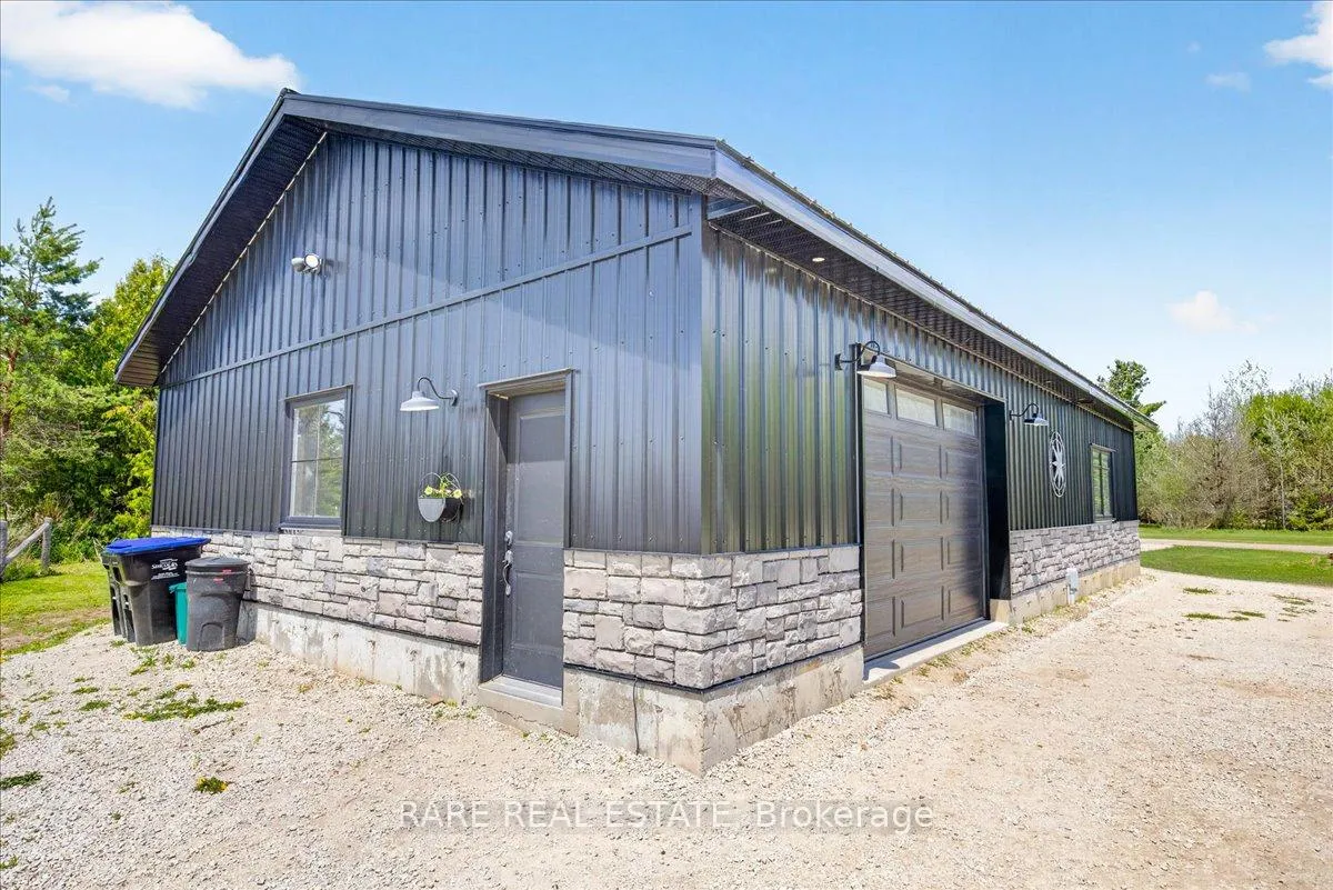 Photo 41 of 31 Creemore Avenue, Clearview, Rural Clearview — HOMEH