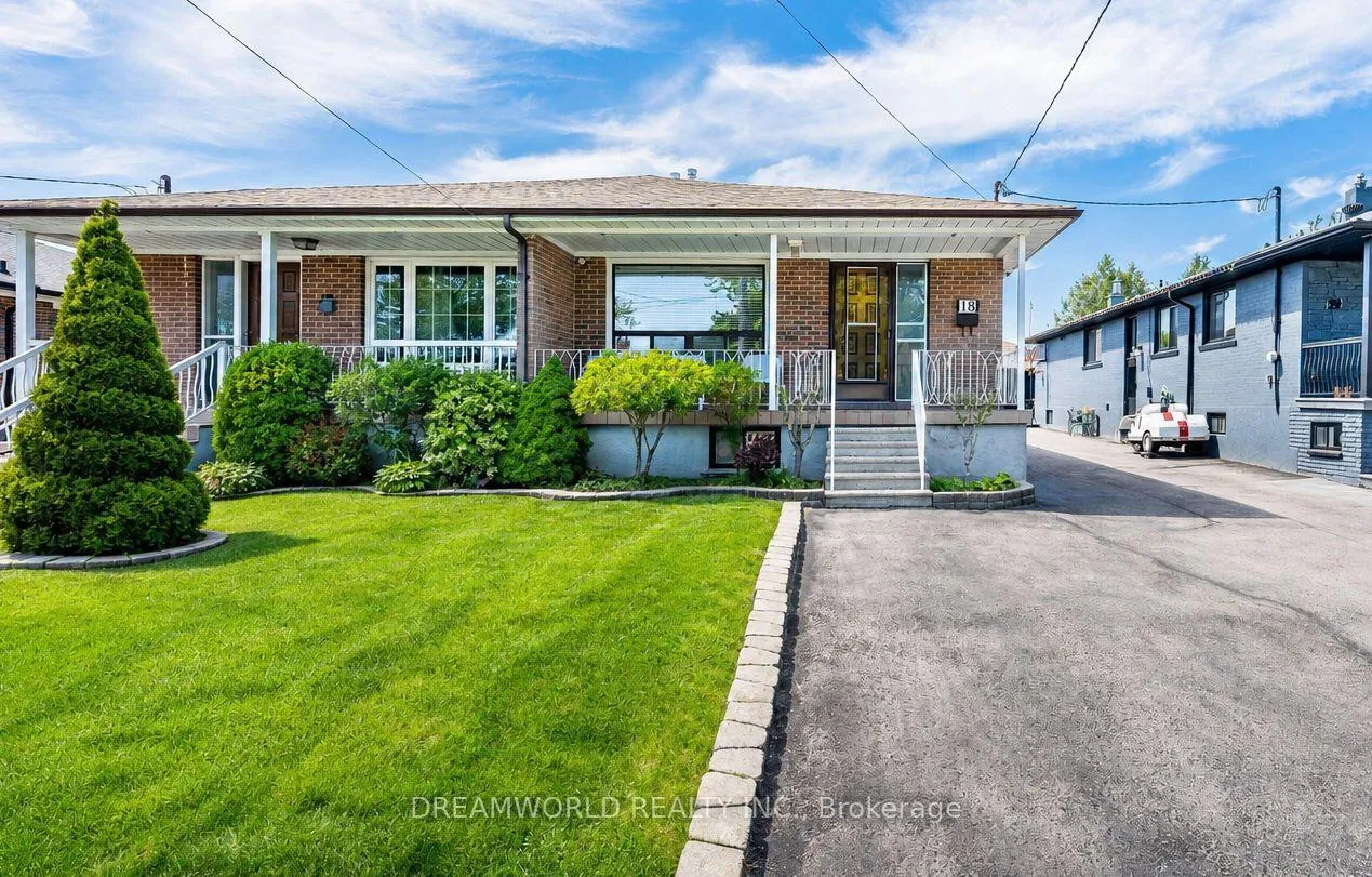 Photo 1 of 18 Hucknall Road, North York, York University Heights — HOMEH