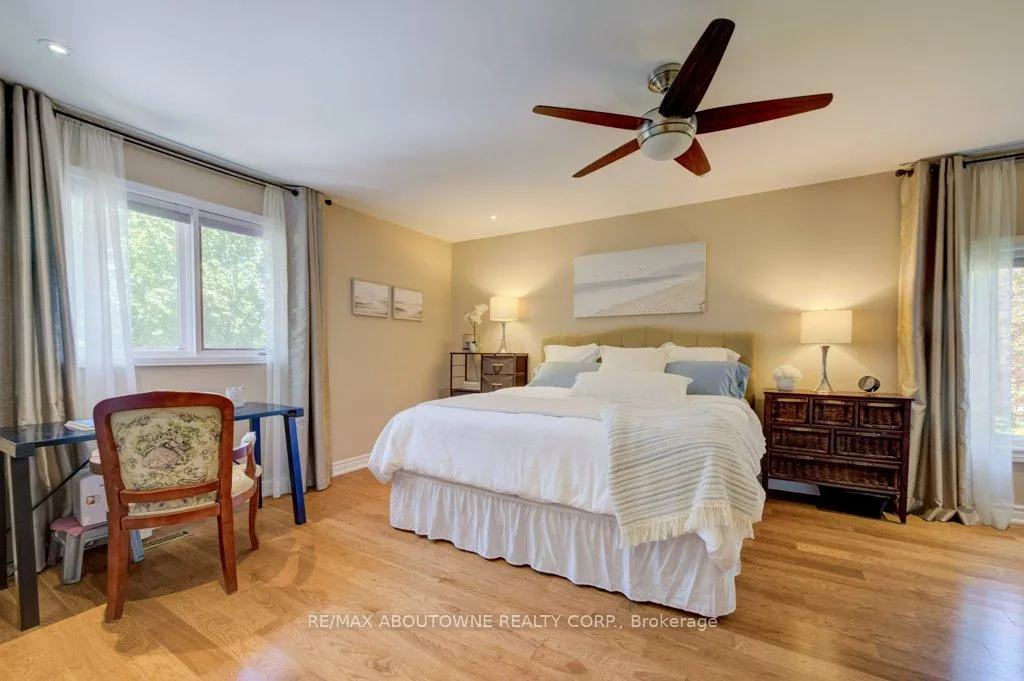 Photo 17 of 1300 Old Bridle Path, Oakville, Glen Abbey — HOMEH