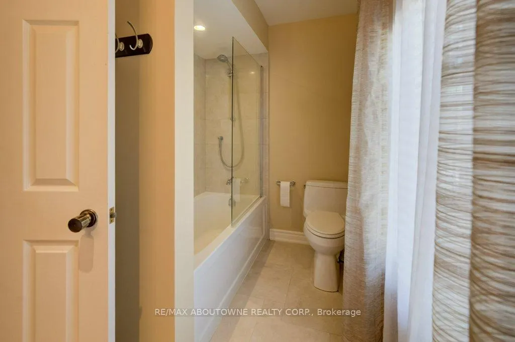 Photo 25 of 1300 Old Bridle Path, Oakville, Glen Abbey — HOMEH
