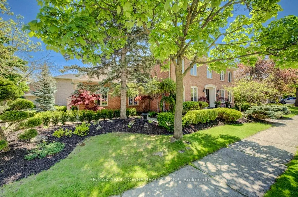 Photo 37 of 1300 Old Bridle Path, Oakville, Glen Abbey — HOMEH