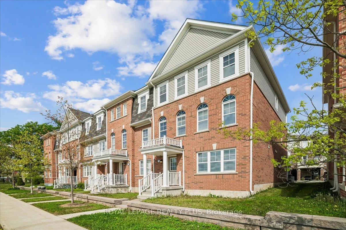 Photo 4 of Unit 74, 22 Spring Creek Drive, Hamilton, Waterdown — HOMEH