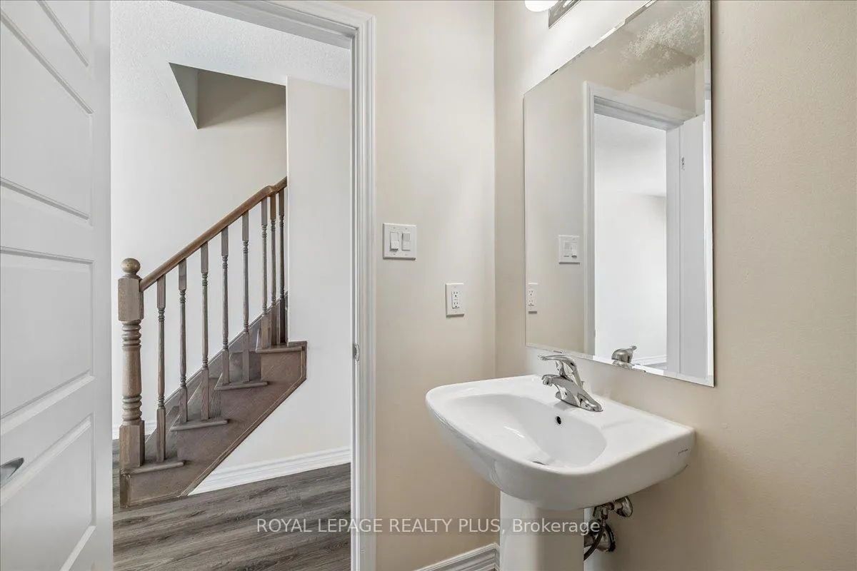 Photo 14 of Unit 74, 22 Spring Creek Drive, Hamilton, Waterdown — HOMEH
