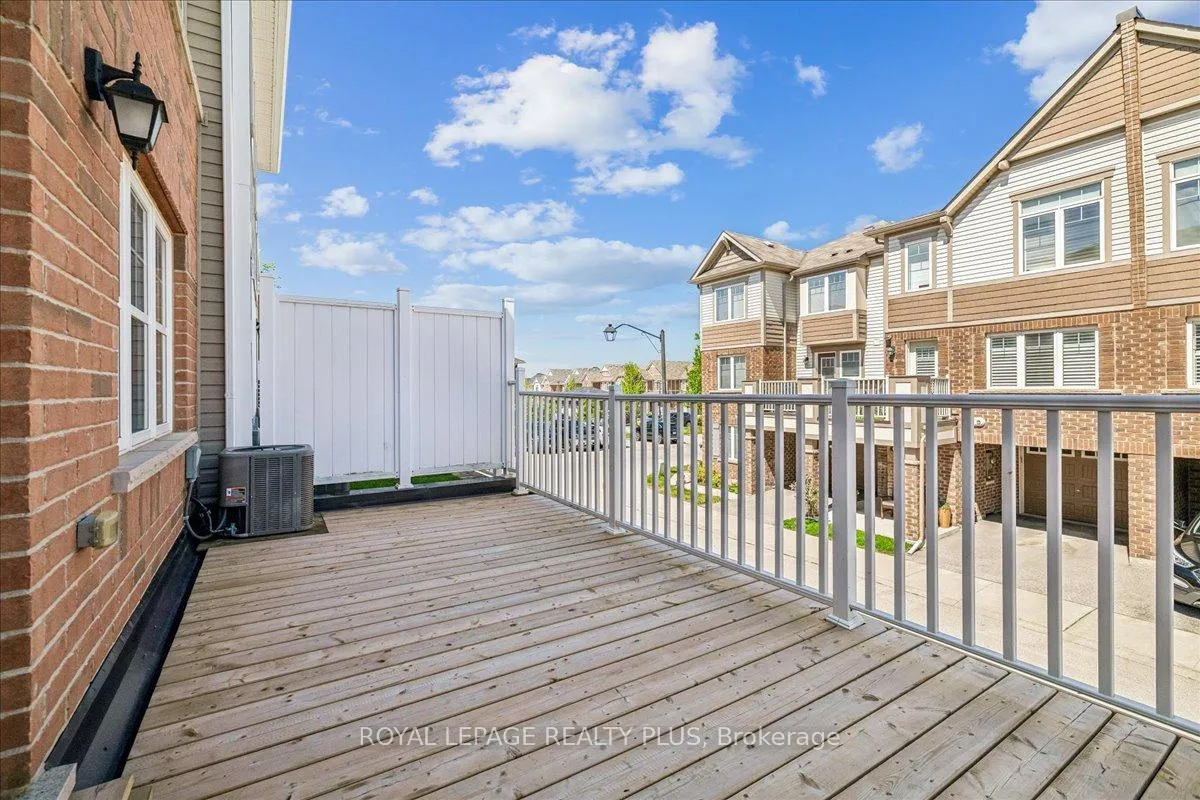 Photo 21 of Unit 74, 22 Spring Creek Drive, Hamilton, Waterdown — HOMEH