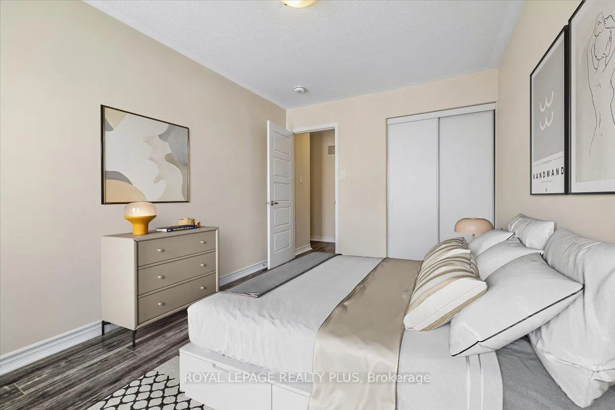 Photo 33 of Unit 74, 22 Spring Creek Drive, Hamilton, Waterdown — HOMEH
