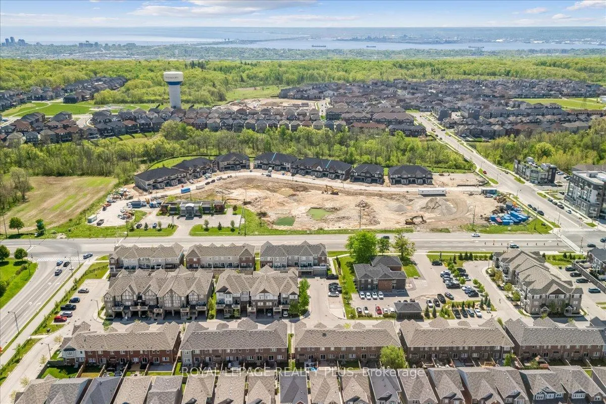 Photo 43 of Unit 74, 22 Spring Creek Drive, Hamilton, Waterdown — HOMEH