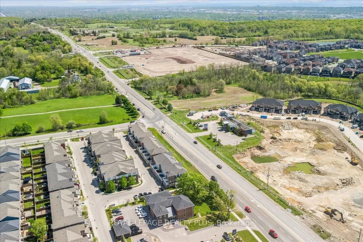 Photo 44 of Unit 74, 22 Spring Creek Drive, Hamilton, Waterdown — HOMEH