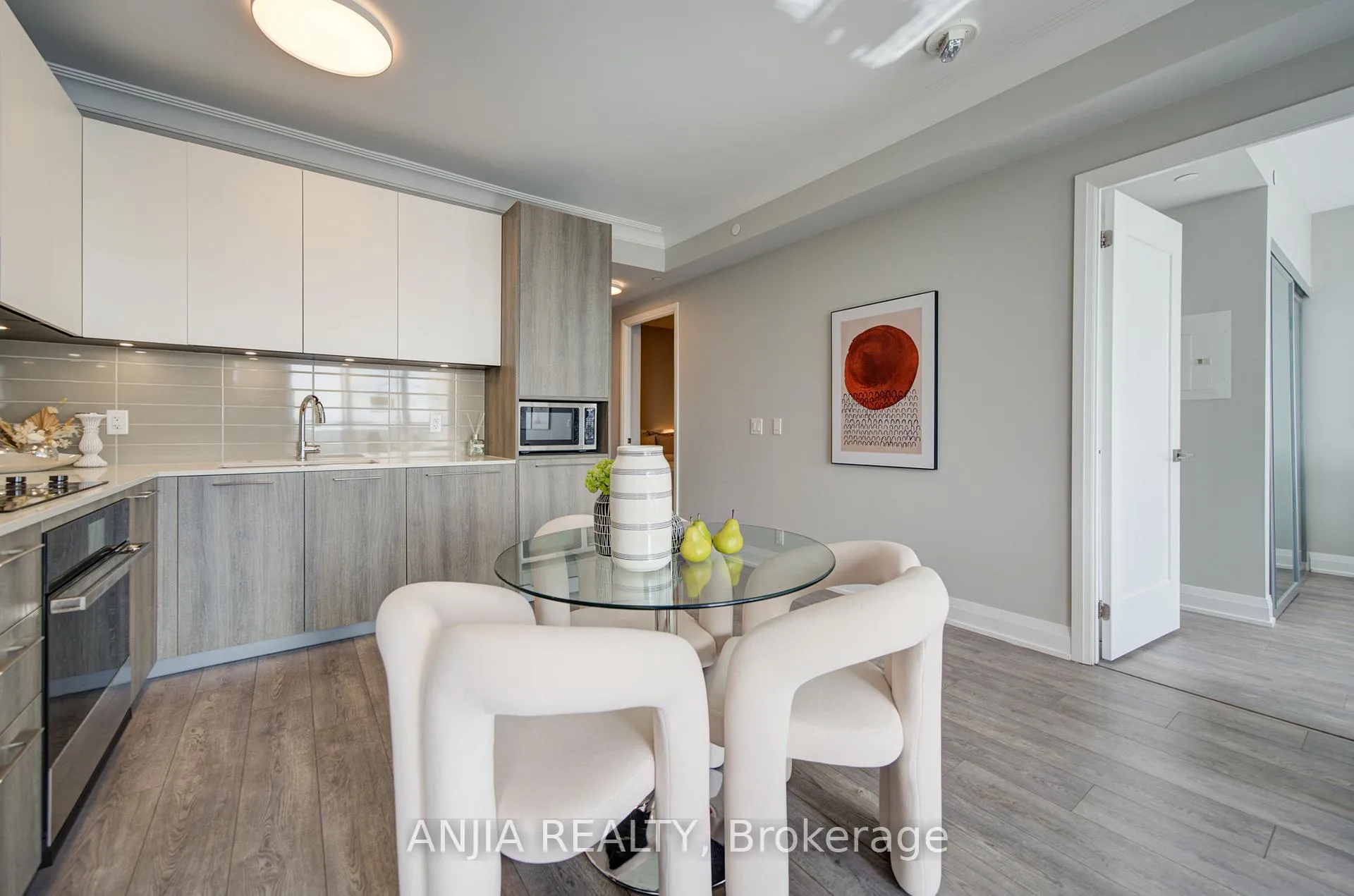 Photo 12 of Unit 3106, 18 Water Walk Drive, Markham, Unionville — HOMEH
