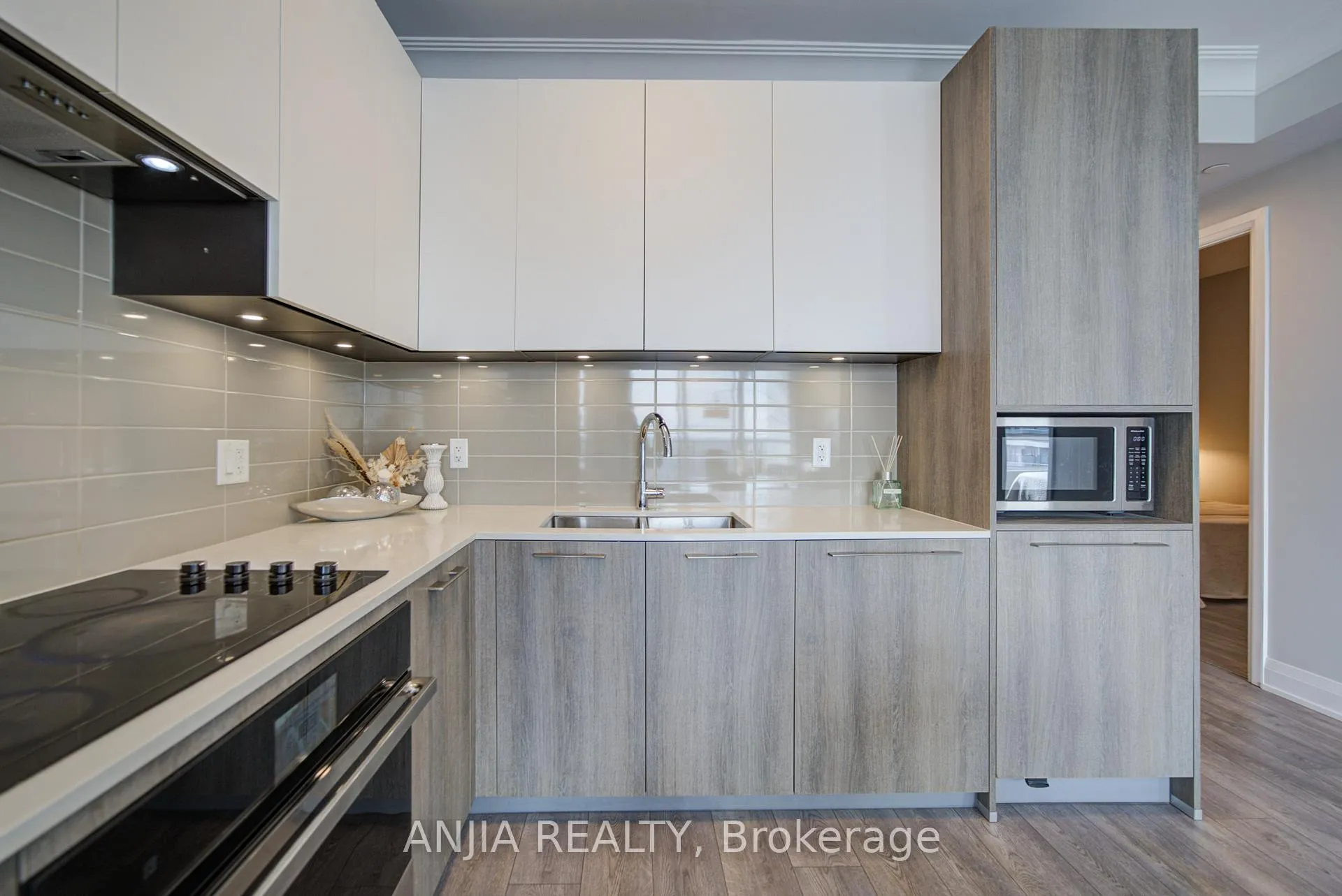Photo 15 of Unit 3106, 18 Water Walk Drive, Markham, Unionville — HOMEH