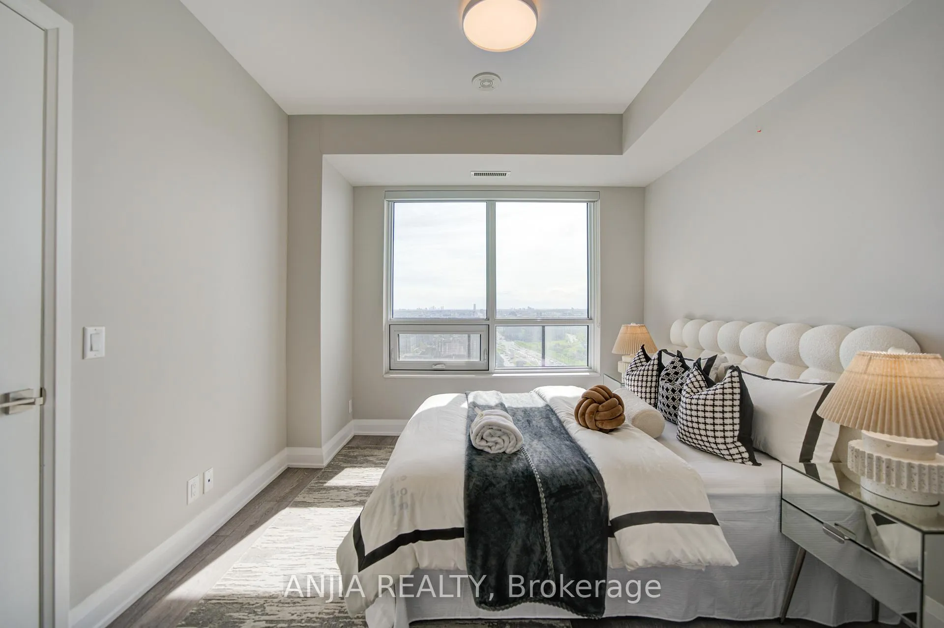 Photo 26 of Unit 3106, 18 Water Walk Drive, Markham, Unionville — HOMEH