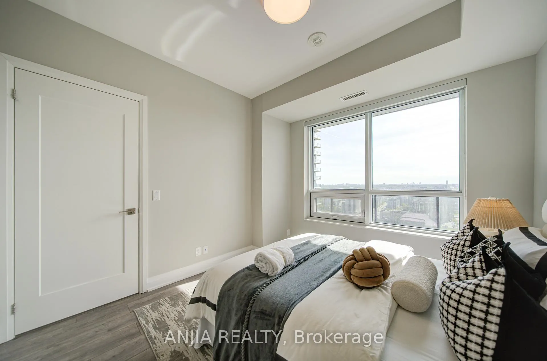 Photo 27 of Unit 3106, 18 Water Walk Drive, Markham, Unionville — HOMEH