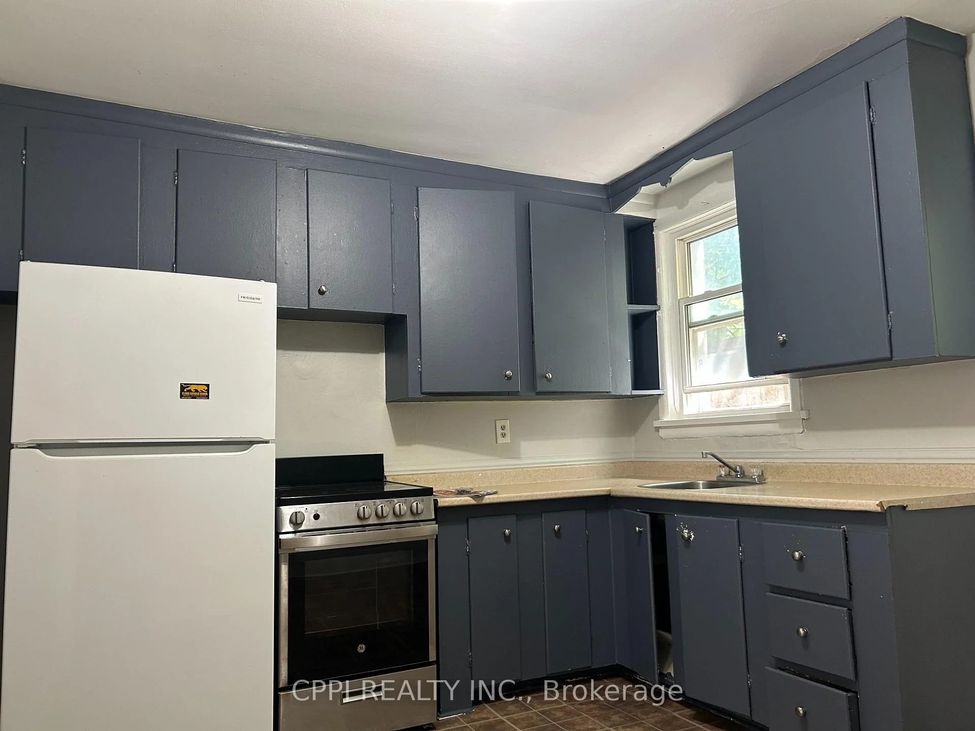 Photo 1 of Unit 202, 106 Old Kingston Road, Ajax, Central West — HOMEH