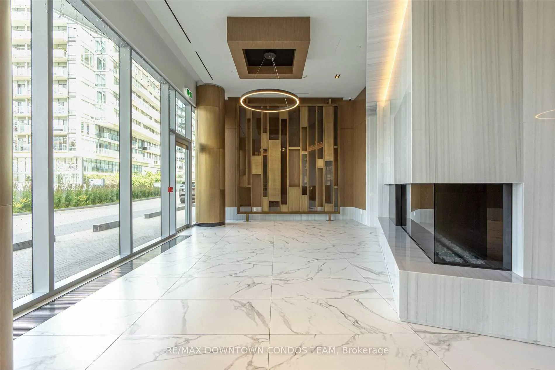 Photo 4 of Unit 511, 15 Queens Quay E, Toronto, Waterfront Communities — HOMEH