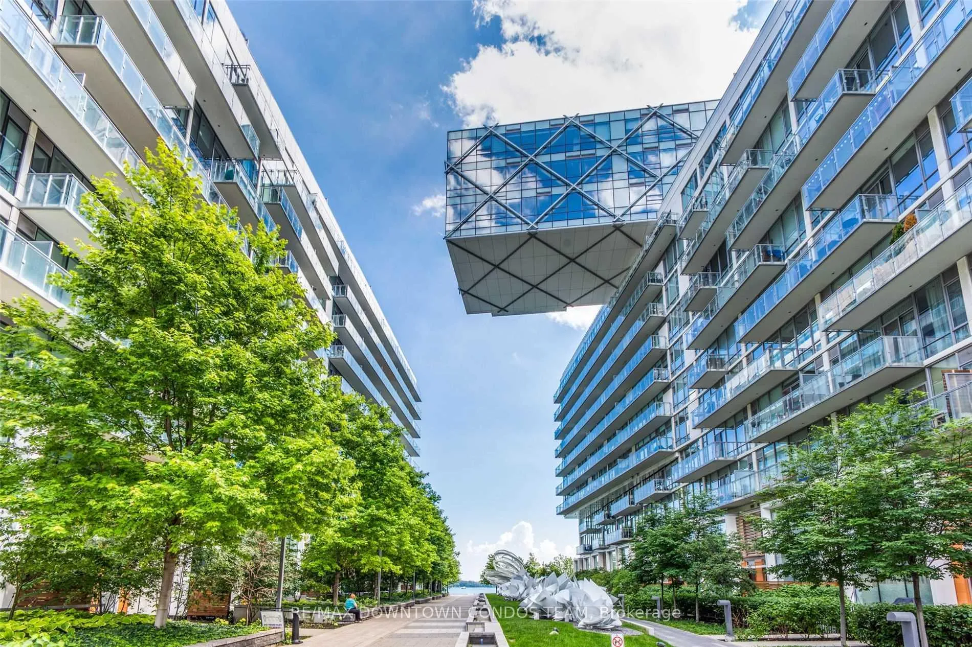 Photo 11 of Unit 511, 15 Queens Quay E, Toronto, Waterfront Communities — HOMEH