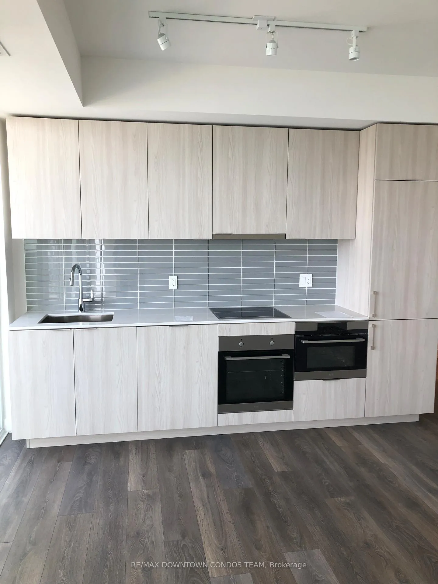 Photo 15 of Unit 511, 15 Queens Quay E, Toronto, Waterfront Communities — HOMEH