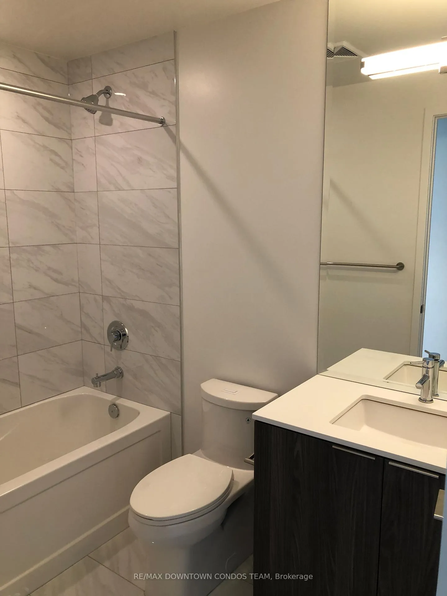 Photo 22 of Unit 511, 15 Queens Quay E, Toronto, Waterfront Communities — HOMEH