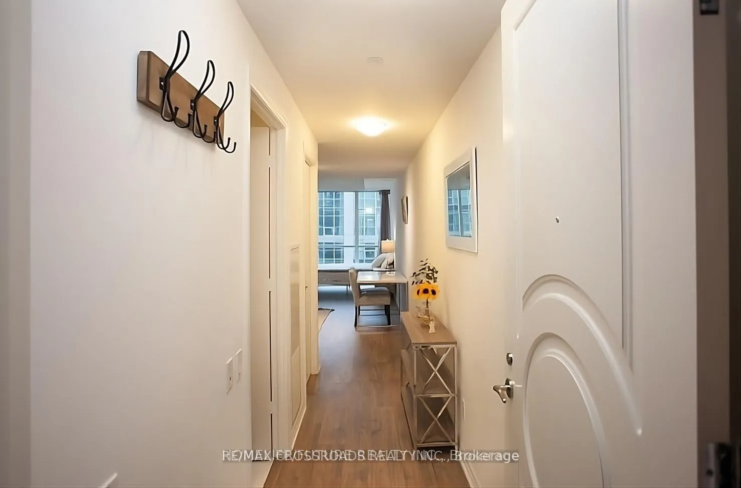 Photo 5 of Unit 1308, 88 Blue Jays Way, Toronto, Waterfront Communities — HOMEH