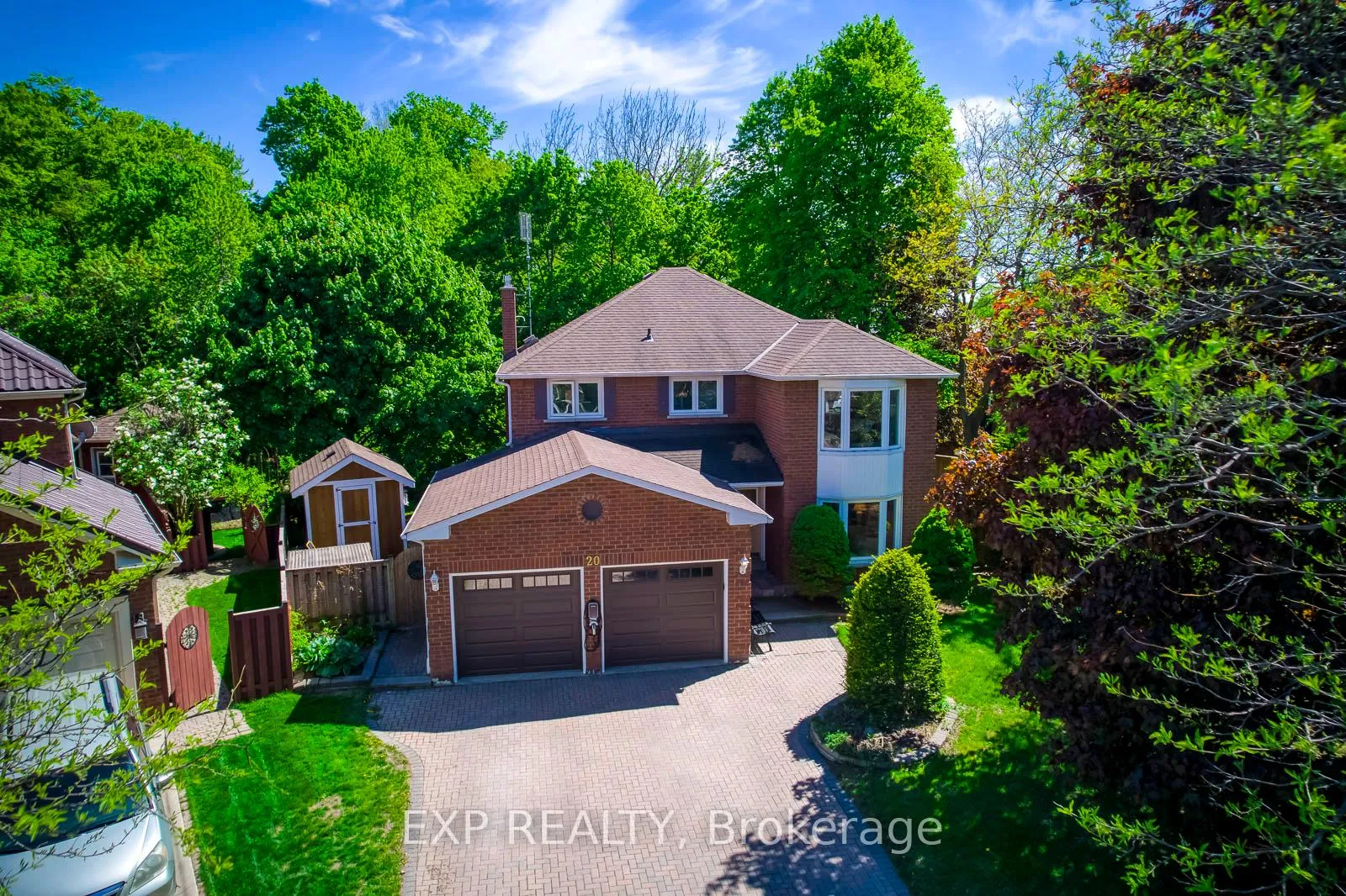 Front of 20 London Lane