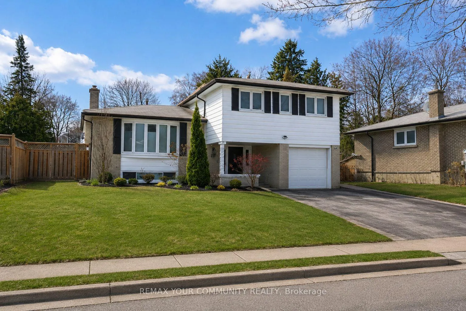 Front of 107 Orchard Heights
