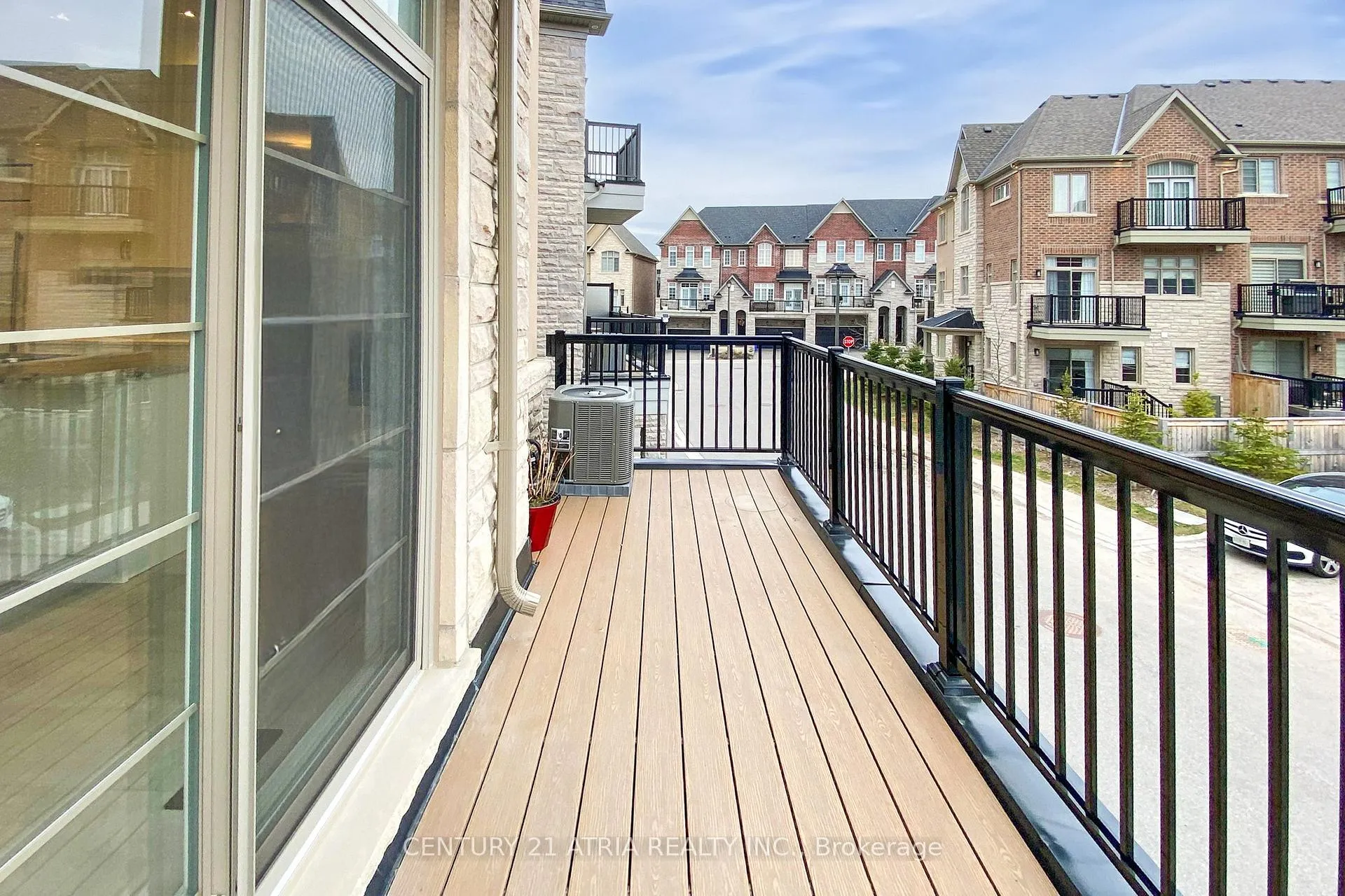 Photo 45 of 67 Yorkton Boulevard, Markham, Angus Glen — HOMEH