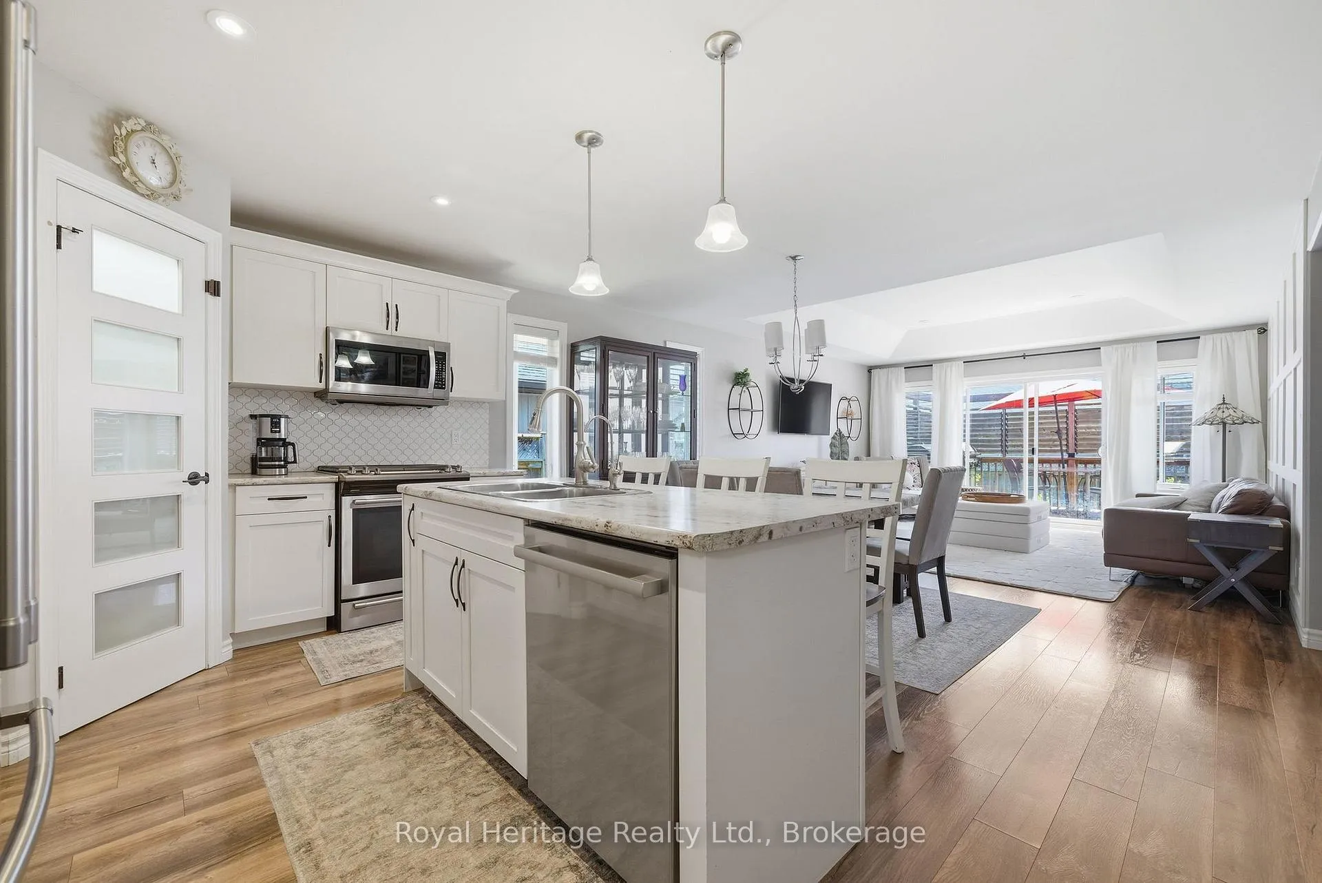 Photo 8 of 58 Glenview Crescent, Belleville, Belleville Ward — HOMEH