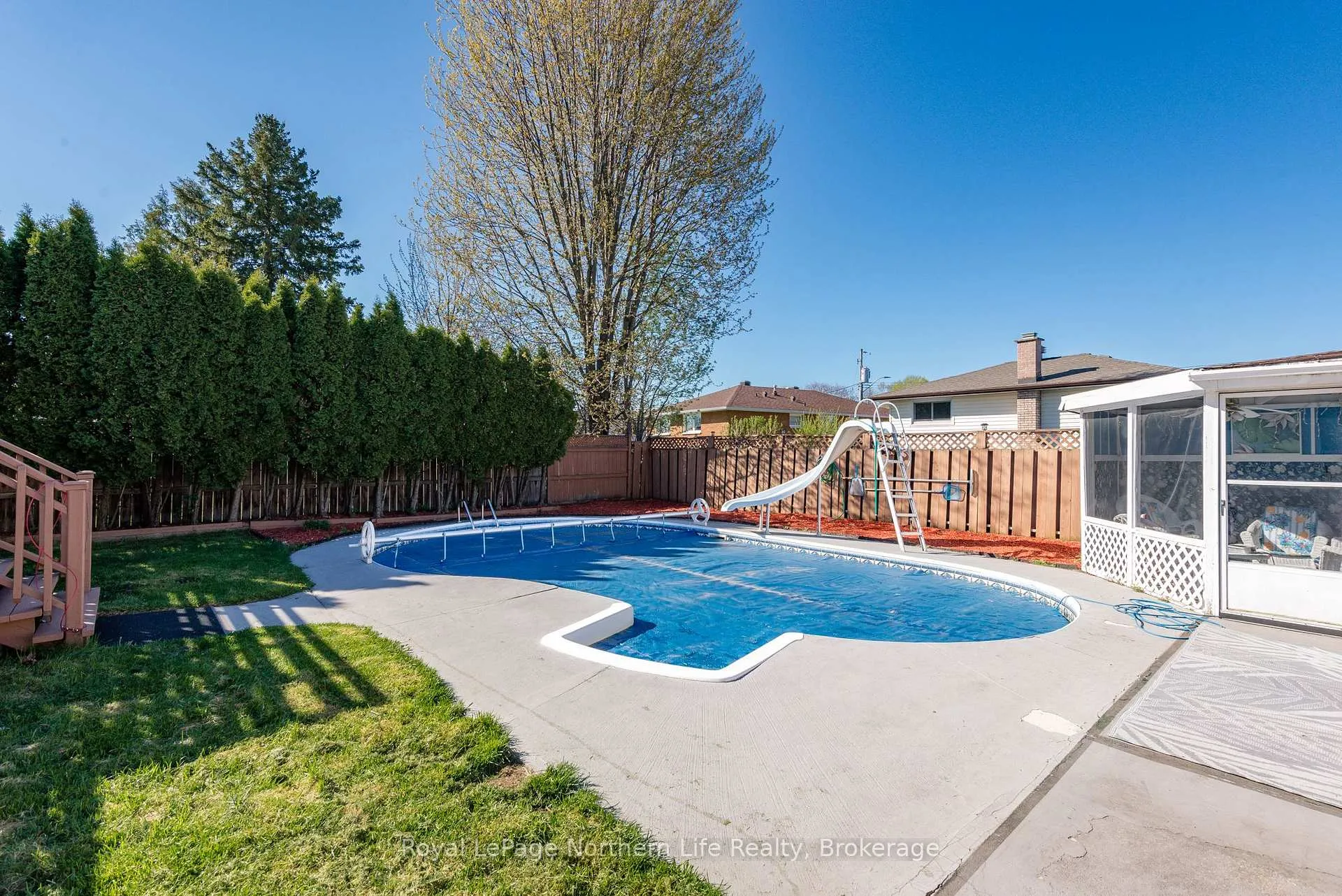 Photo 7 of 99 Strathcona Drive, North Bay, Ferris — HOMEH