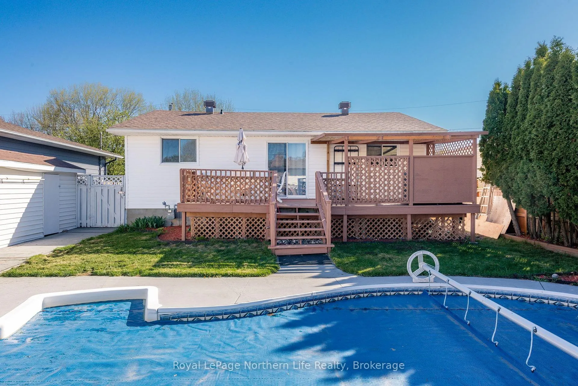 Photo 9 of 99 Strathcona Drive, North Bay, Ferris — HOMEH