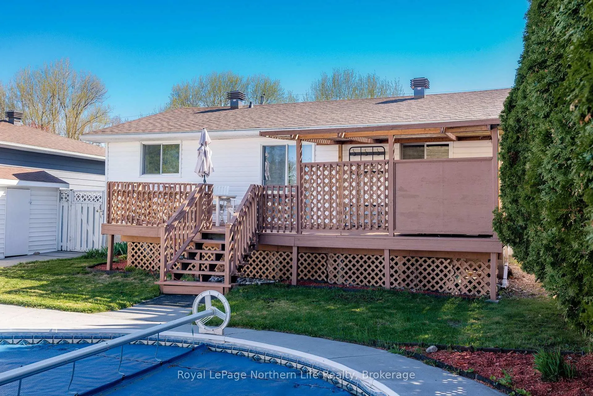 Photo 10 of 99 Strathcona Drive, North Bay, Ferris — HOMEH