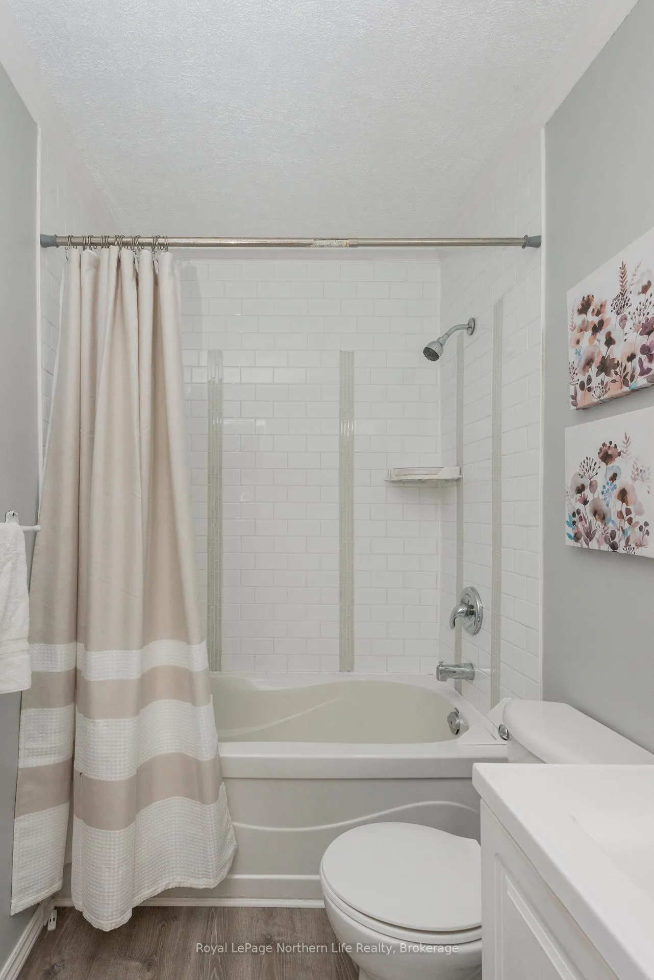 Photo 33 of 99 Strathcona Drive, North Bay, Ferris — HOMEH