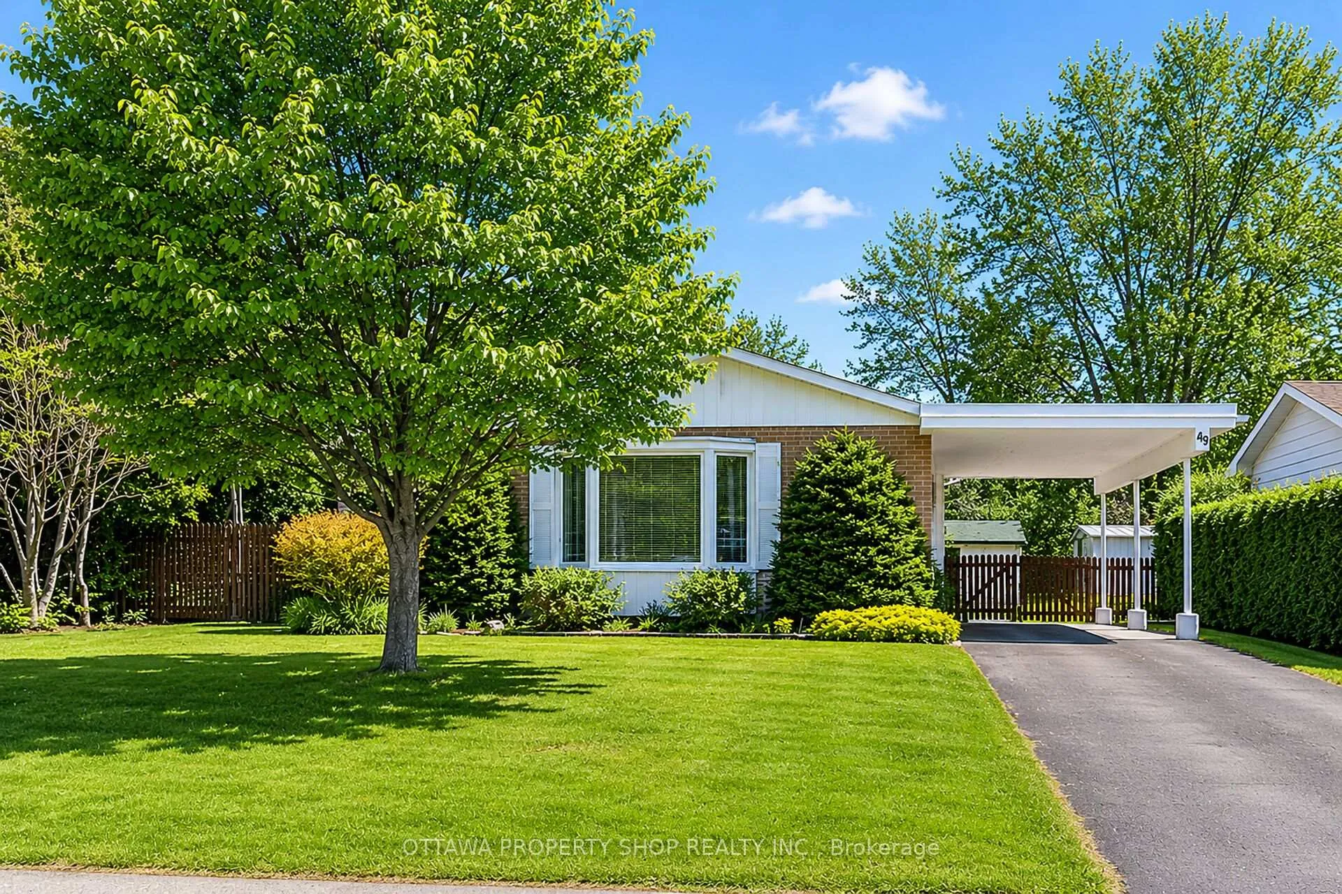 Front of 49 Country Lane