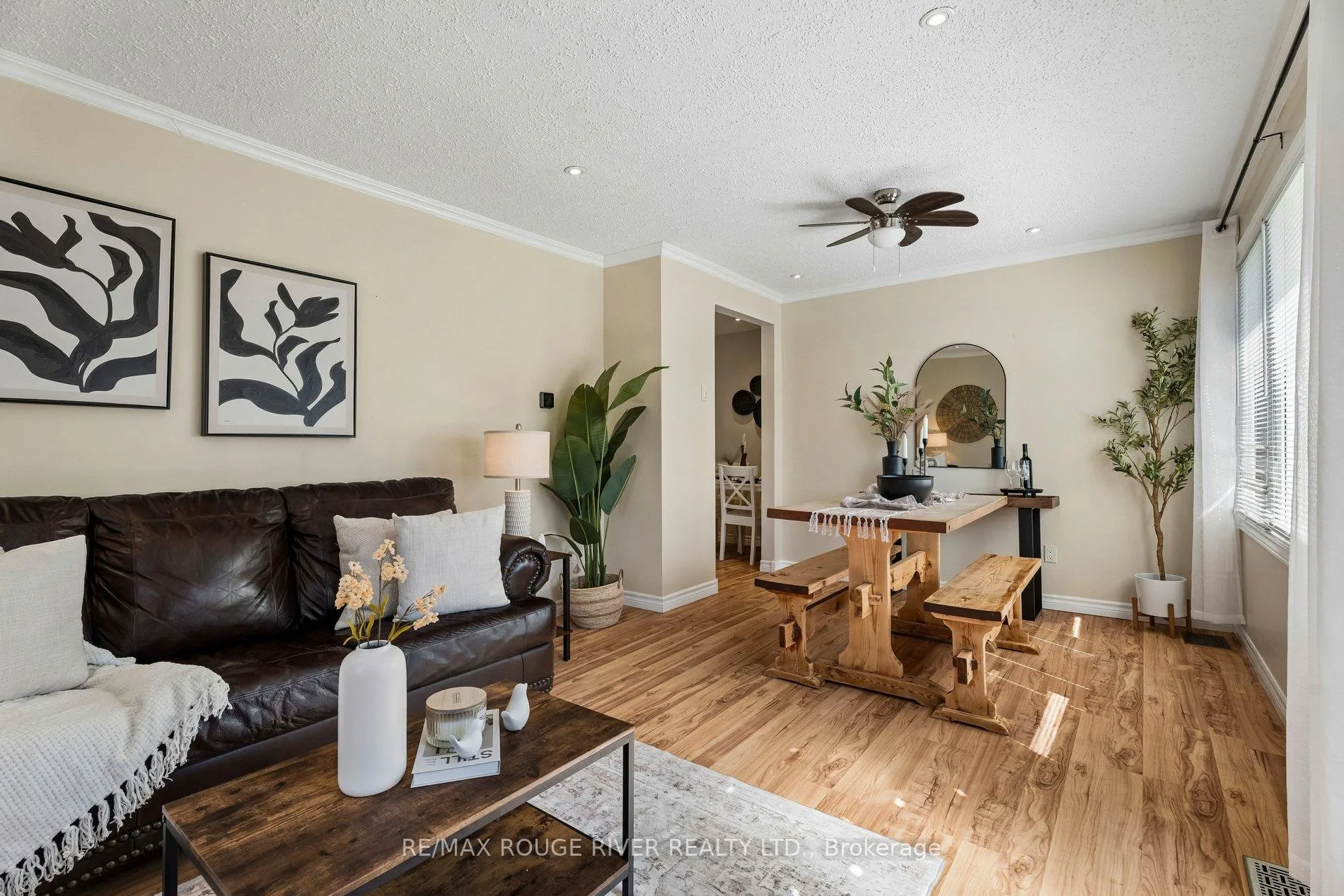 Photo 5 of 20 Lorne Street, Georgina, Sutton & Jackson's Point — HOMEH