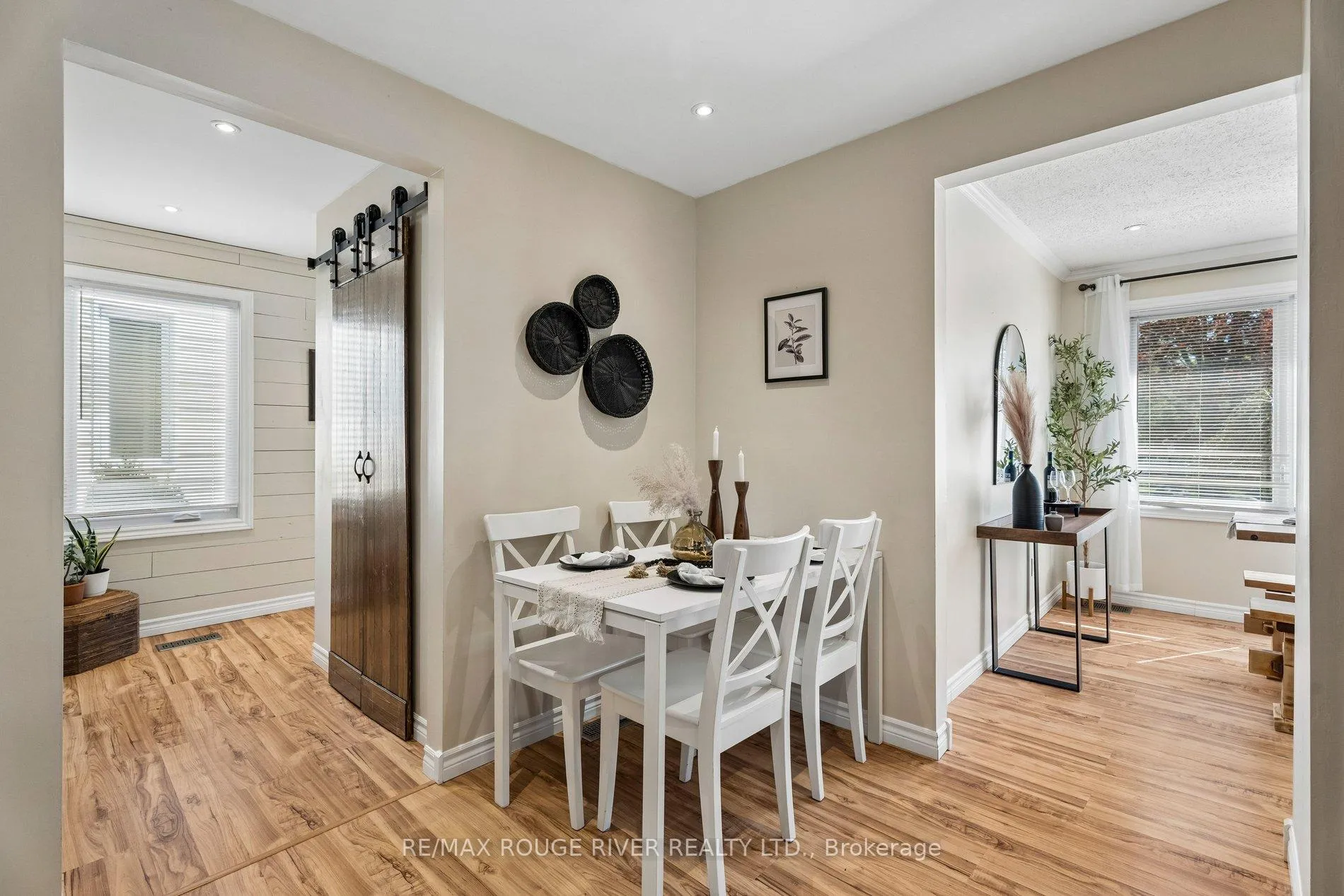 Photo 11 of 20 Lorne Street, Georgina, Sutton & Jackson's Point — HOMEH