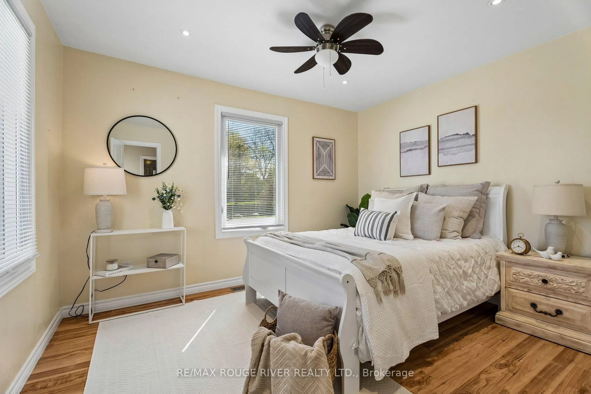 Photo 22 of 20 Lorne Street, Georgina, Sutton & Jackson's Point — HOMEH