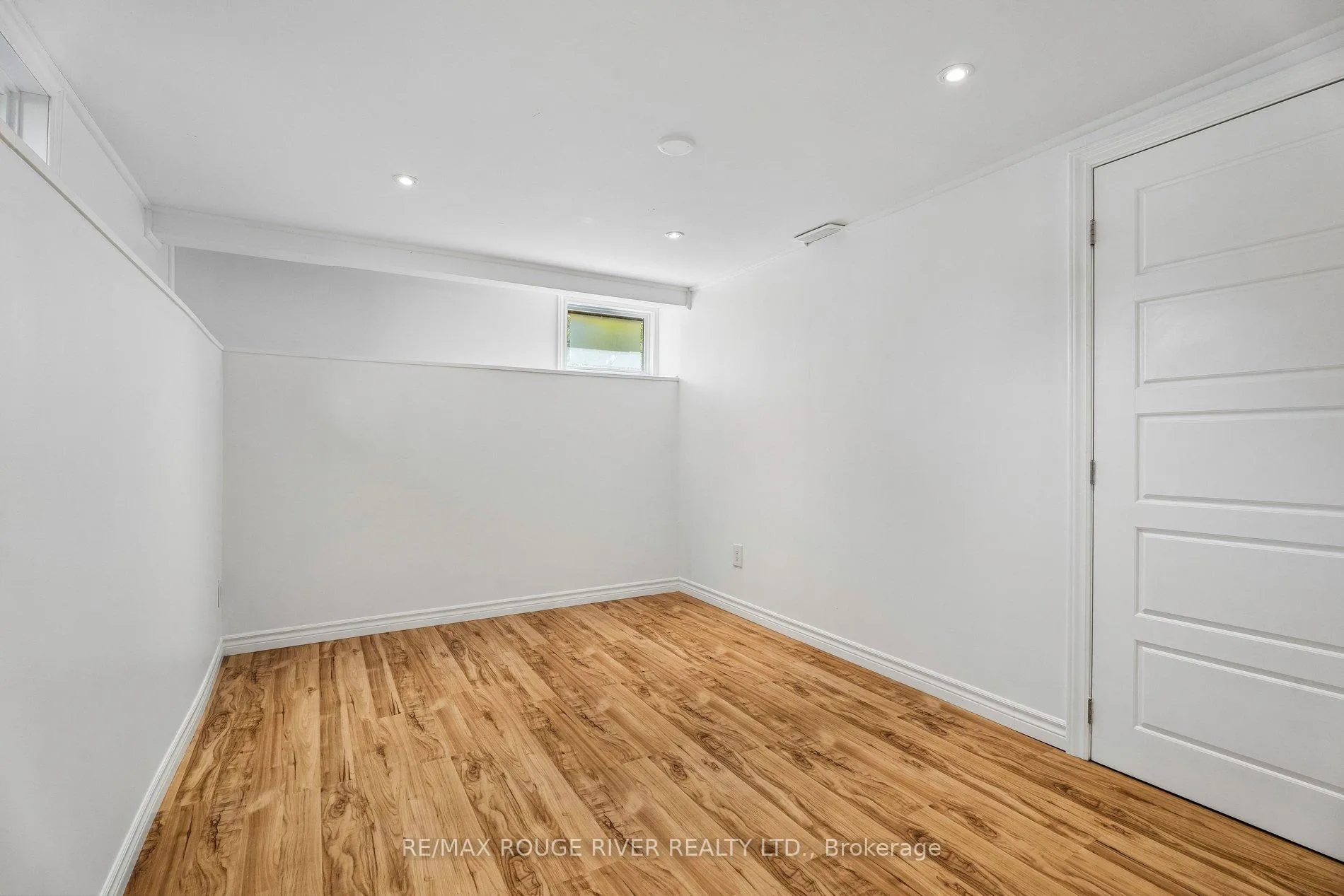Photo 28 of 20 Lorne Street, Georgina, Sutton & Jackson's Point — HOMEH
