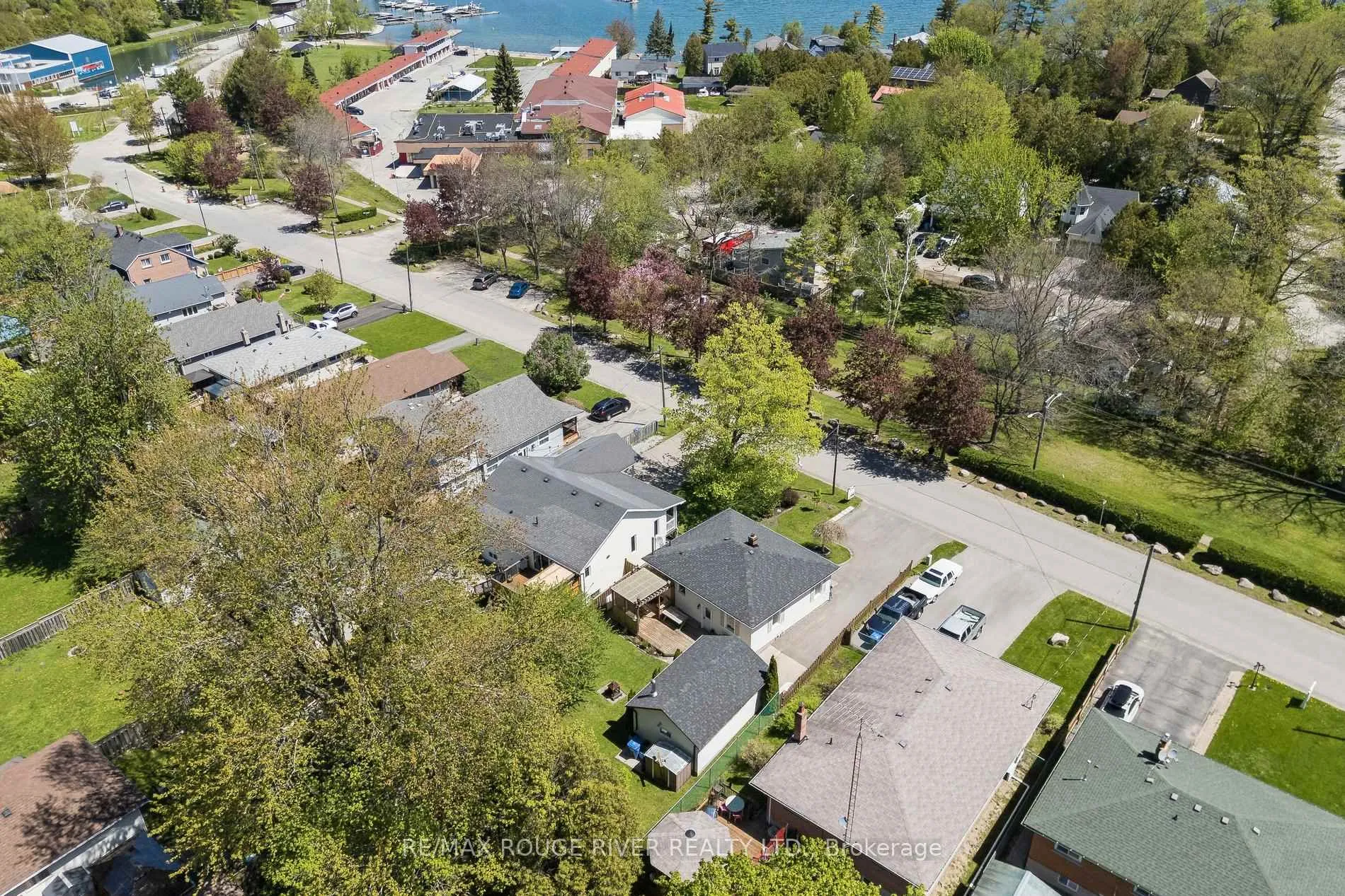 Photo 39 of 20 Lorne Street, Georgina, Sutton & Jackson's Point — HOMEH