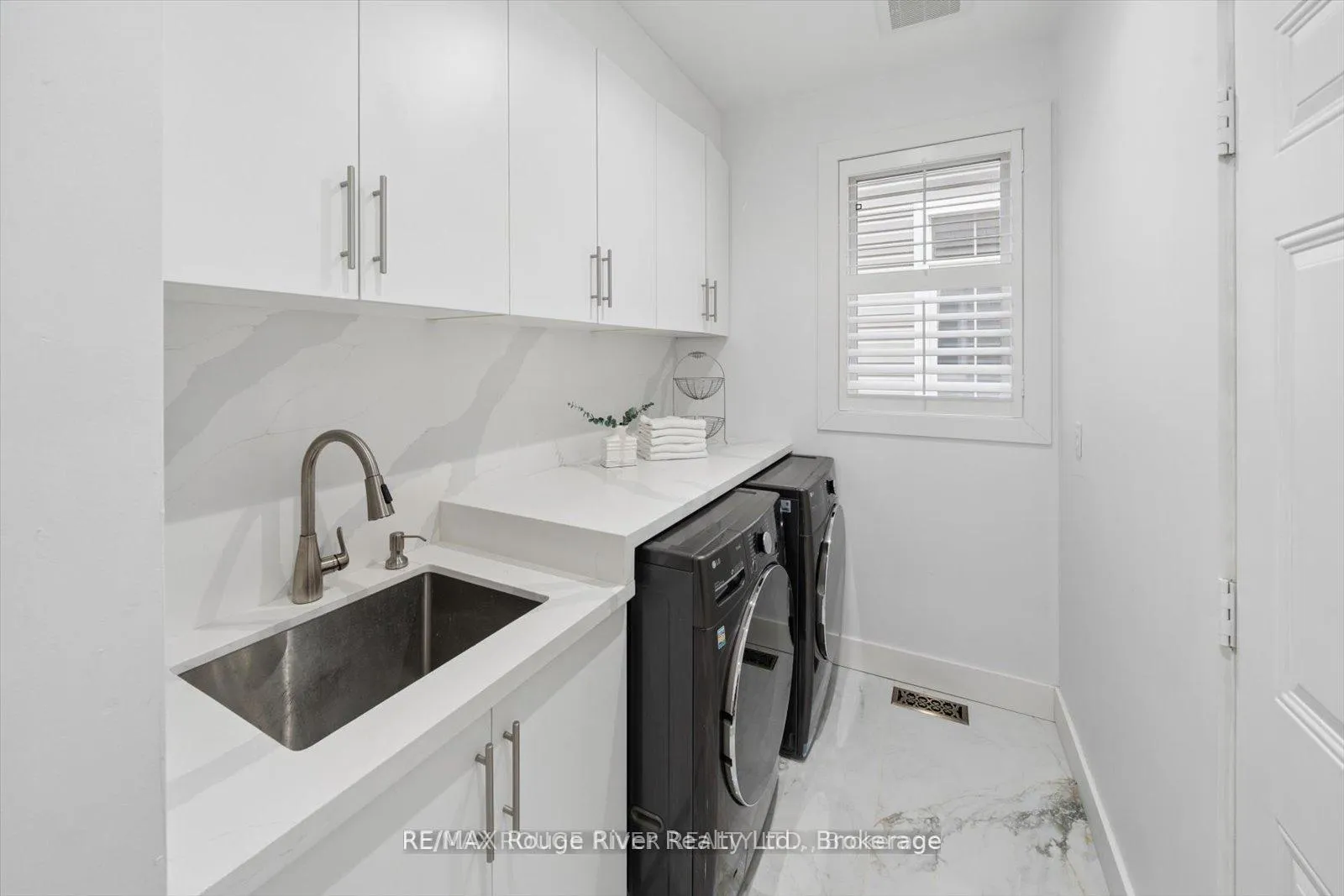 Photo 26 of 77 Joshua Boulevard, Whitby, Brooklin — HOMEH
