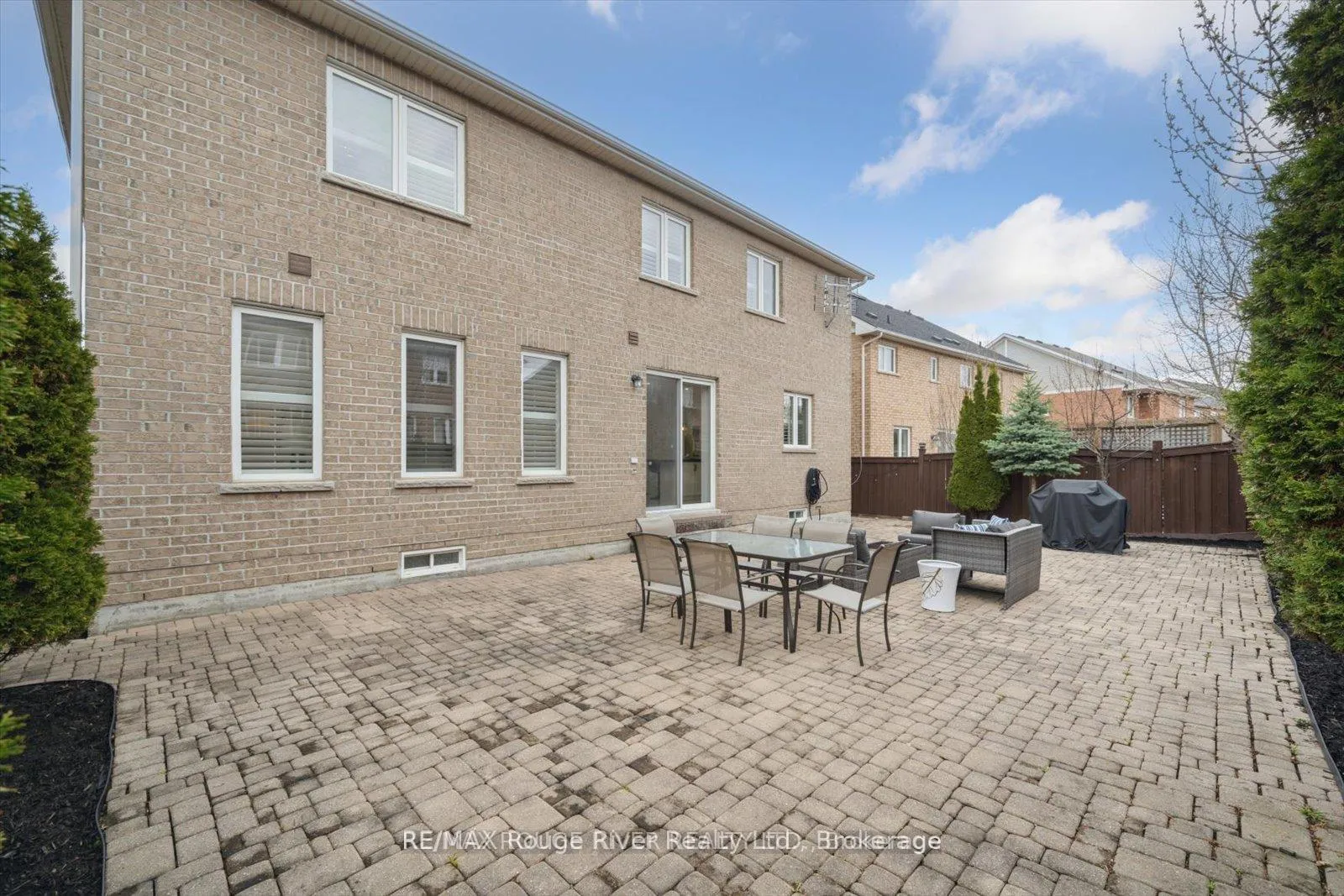 Photo 49 of 77 Joshua Boulevard, Whitby, Brooklin — HOMEH