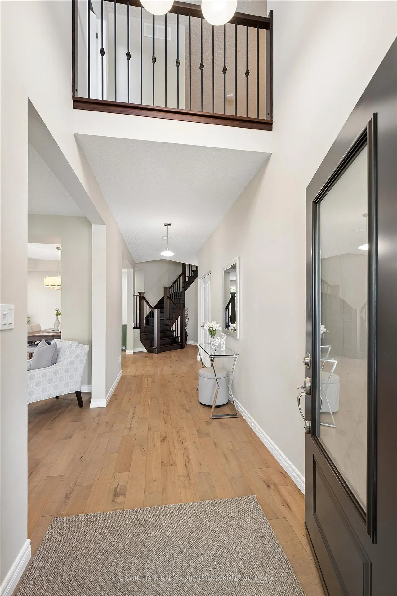Photo 4 of 697 Breakwater Crescent, Waterloo — HOMEH