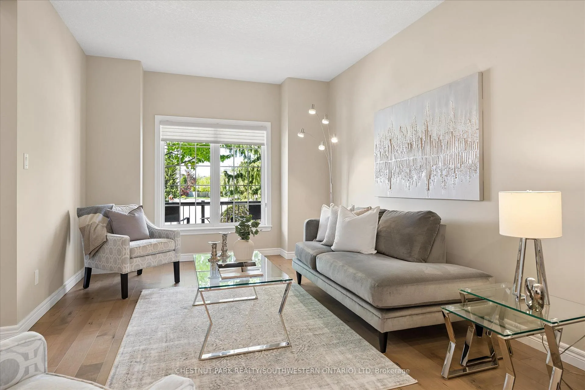 Photo 6 of 697 Breakwater Crescent, Waterloo — HOMEH