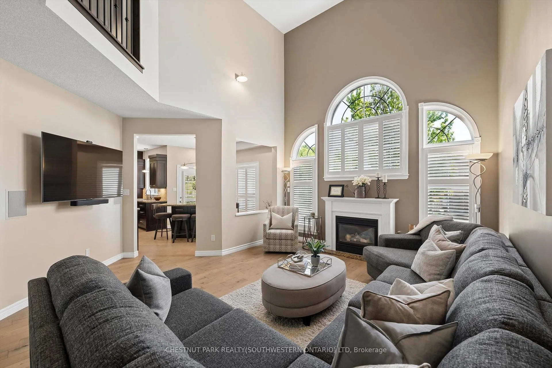 Photo 13 of 697 Breakwater Crescent, Waterloo — HOMEH